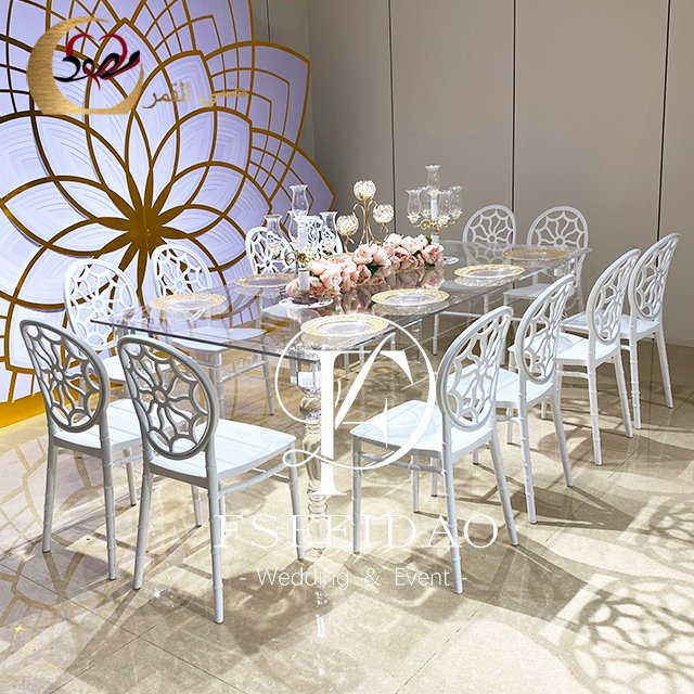 Popular banquet hall restaurant clear acrylic dining table wedding
