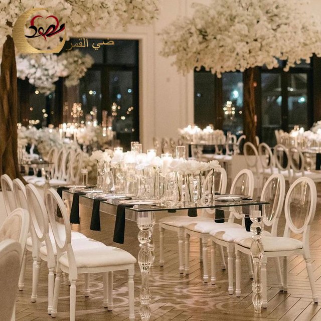 Popular banquet hall restaurant clear acrylic dining table wedding