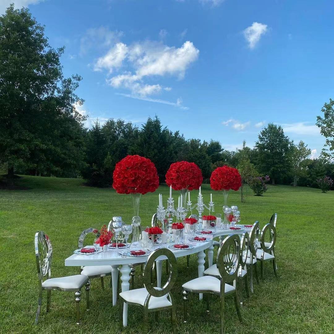Modern Half Moon Gold Stainless Steel Legs Wedding Table Latest Style White MDF Table Glass Dining Outdoor Hotel Living Room Use