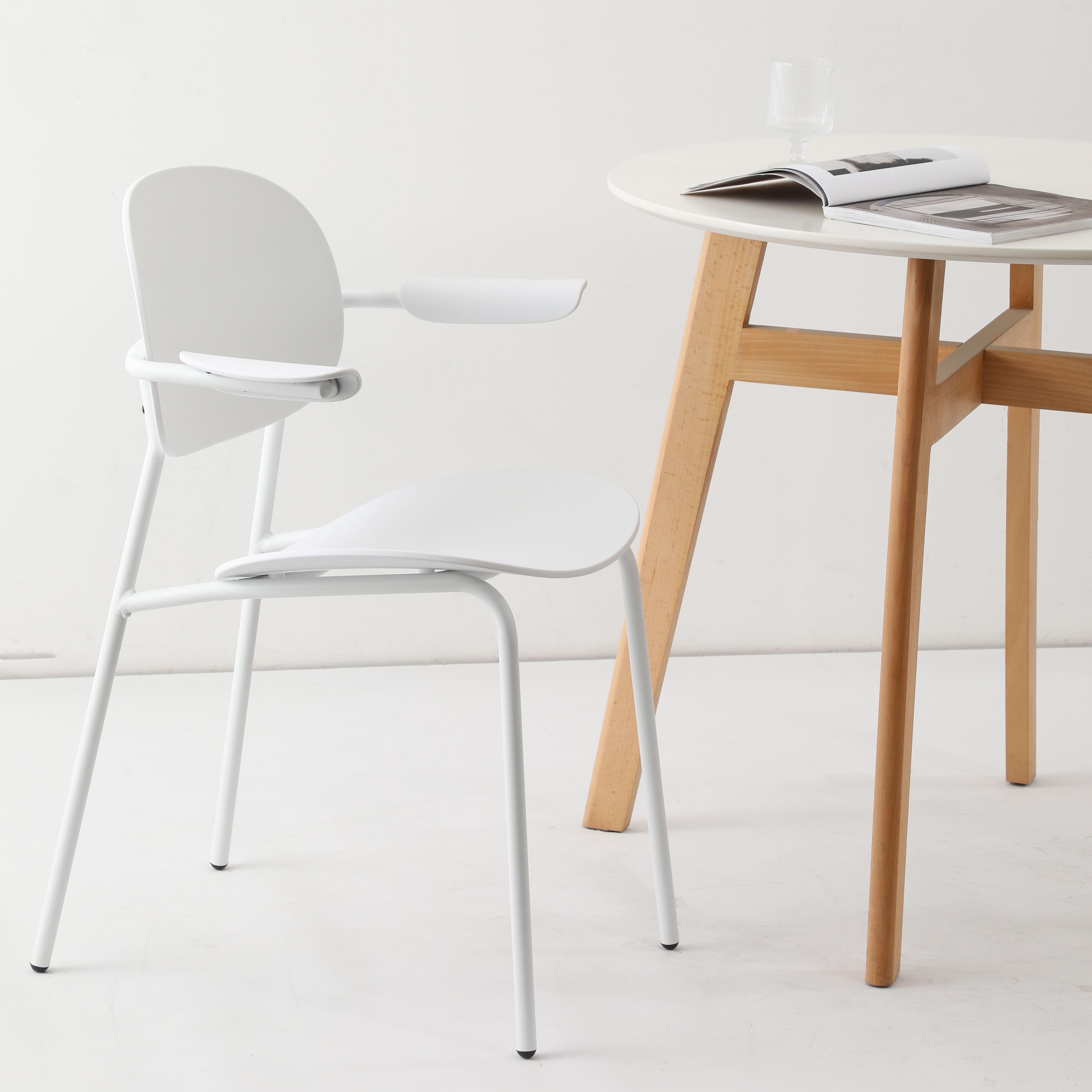 Wholesale Nordic Dinner Set Panel Comedor 4 Sillas Modern Wood Circular White MDF Round Cafe Kitchen Dining Table with Chair