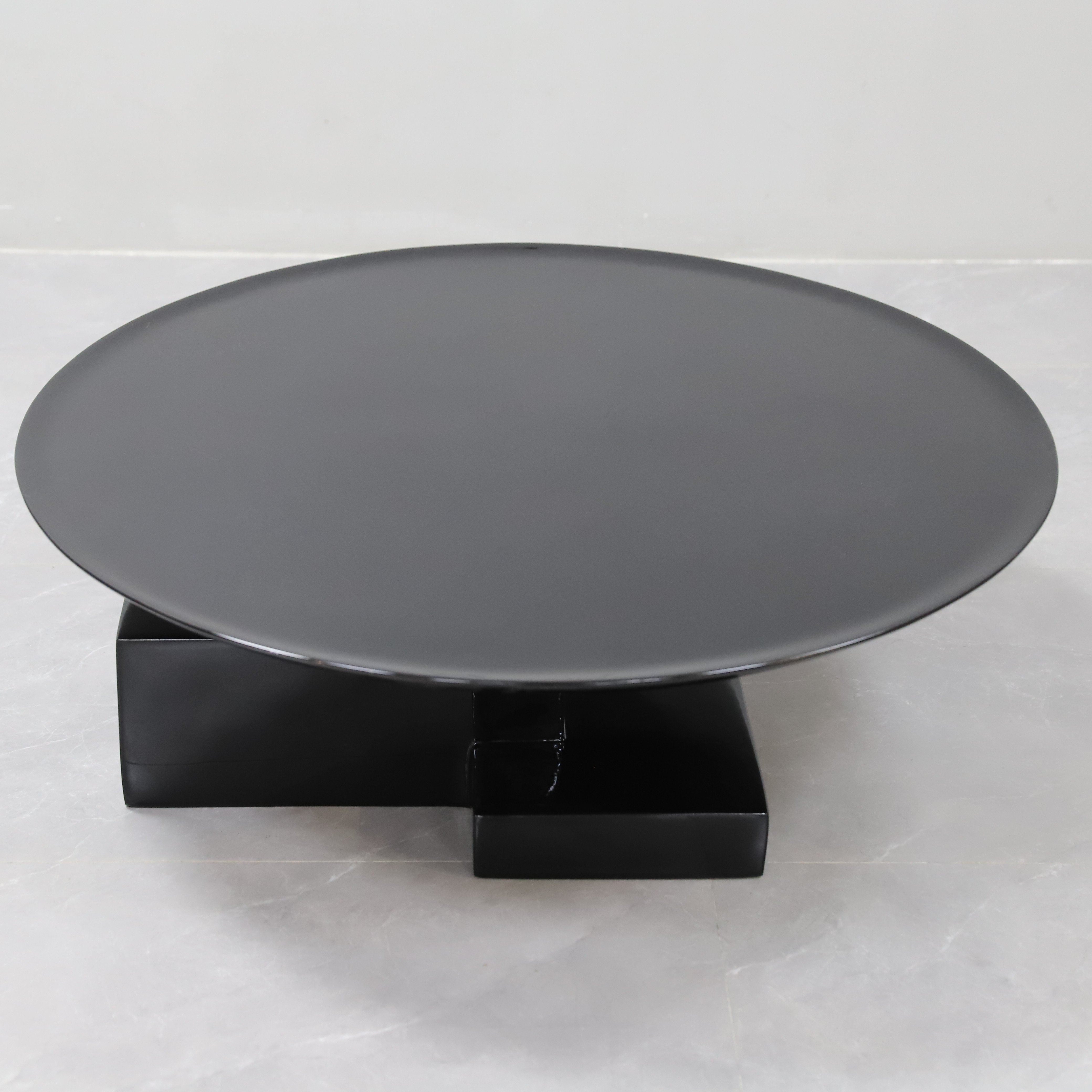 Modern Fiberglass Side Table Round Coffee tables Black Glass Table
