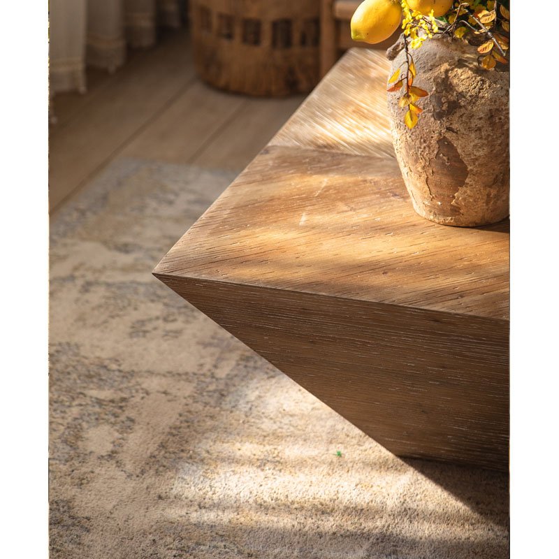 Wholesale Nordic style minimalist dining table Solid wood structure Home interior decorative coffee table