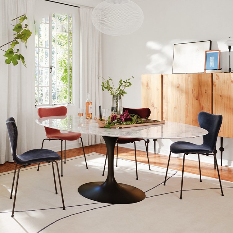 Modern dining room furniture big round dining table resin base support quartz dining table