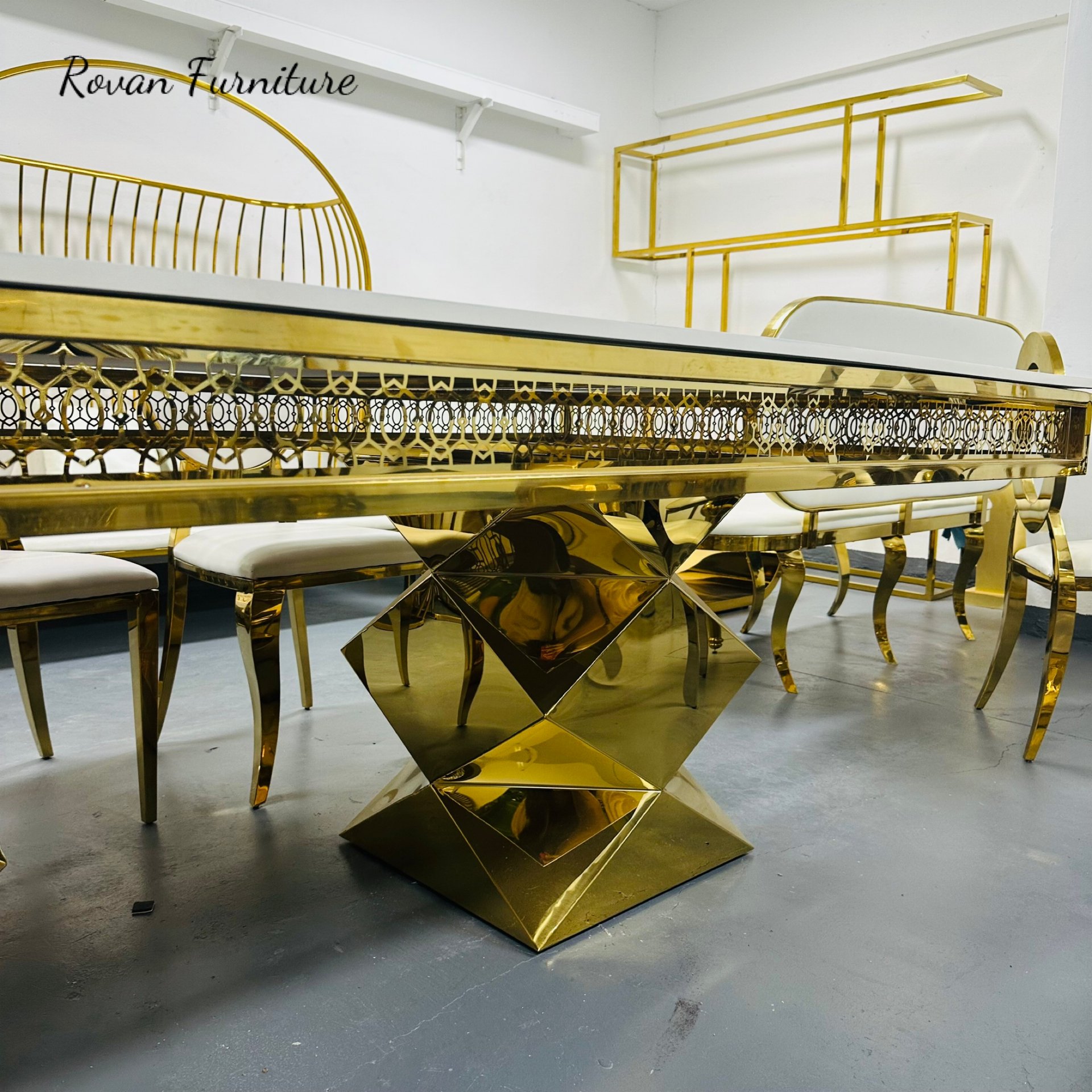 Luxury Events Party Furniture Gold Stainless Steel MDF Glass Top Wedding Table