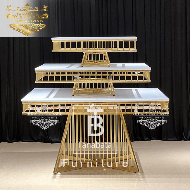 Fancy design golden metal bride and groom table for wedding and event