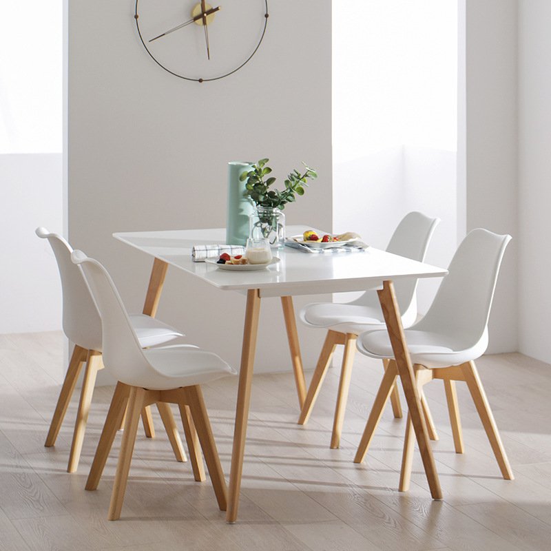 2024 low price Nordic solid wood dining table and chair combination modern minimalist small apartment dining table