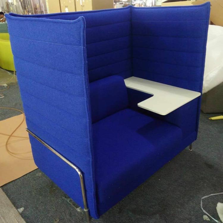 Modern high back privacy office single booth seating meeting sofa with writing tablet