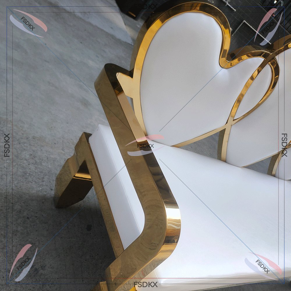 Luuxry Heart Shape Bride And Groom Royal Two Seaters Sofa King Throne Chair Wedding Party Sofa