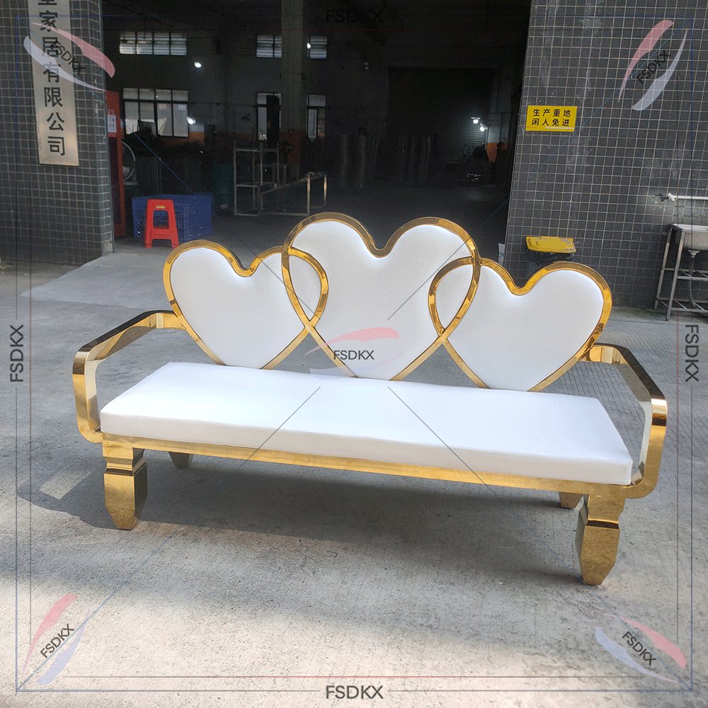 Luuxry Heart Shape Bride And Groom Royal Two Seaters Sofa King Throne Chair Wedding Party Sofa