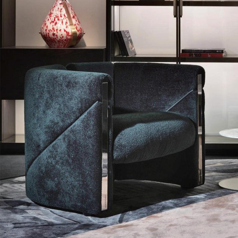 Luxury Italian style single armchair Modern design mini office sofa Living room Bedroom Comfortable seating Stylish accents