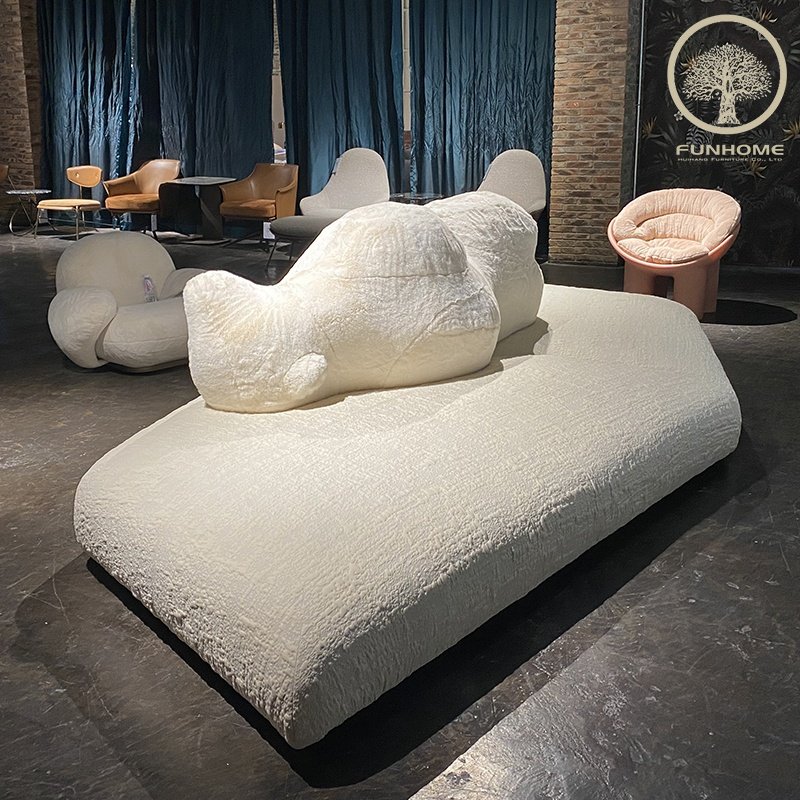 Modern Design Luxury Polar Bear Fabric Sofa Streamlined Sofa Curved Sofa