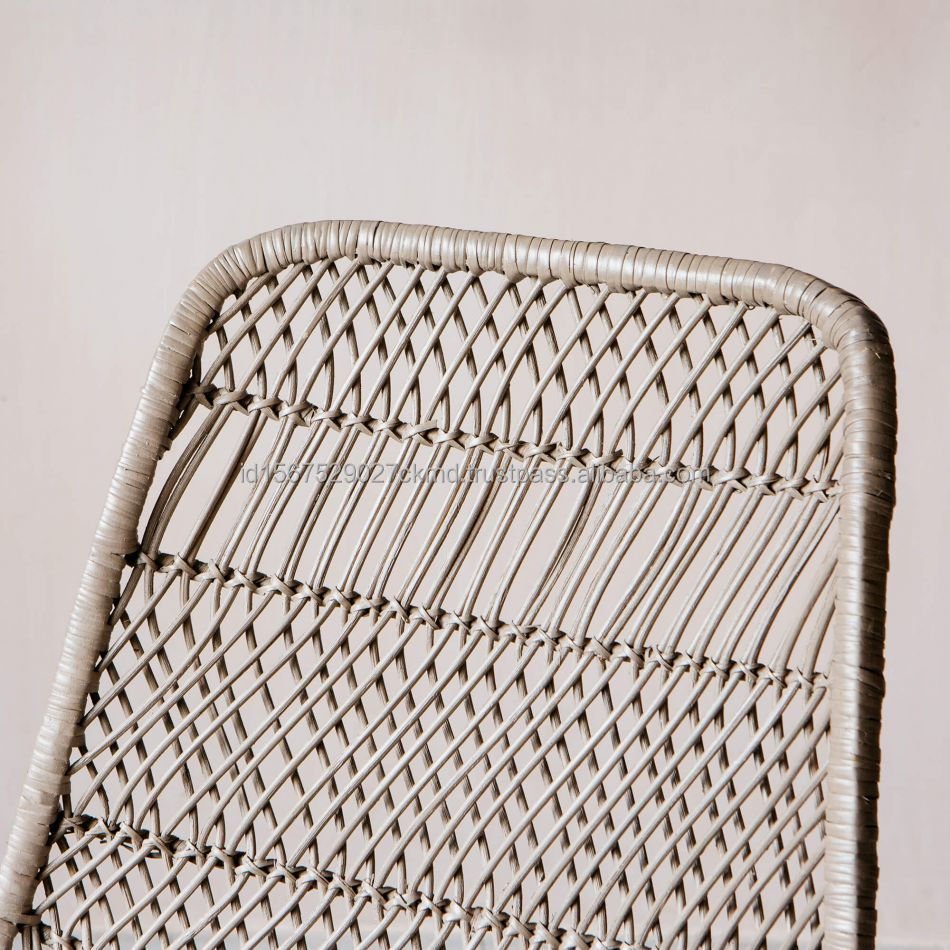 Best Seller High Quality Boho Chair Modern Pe Ratan Outdoor Metal Stack Dining Chair Garden Peacock Rattan Chair Supplier