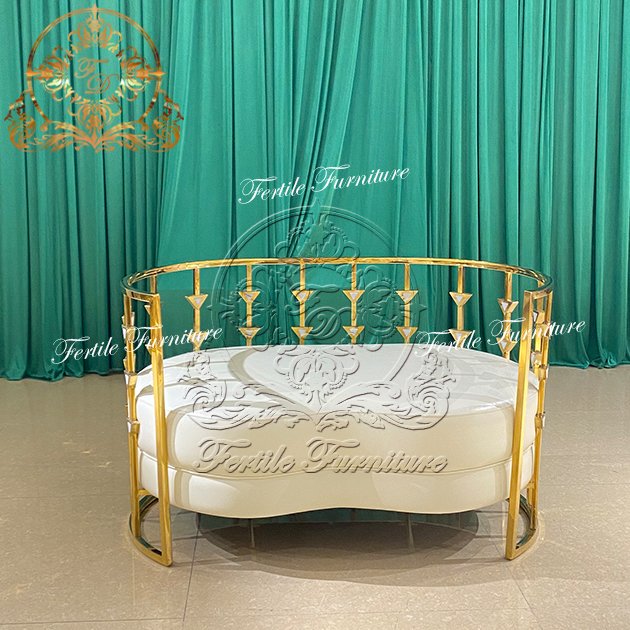 Single Seat Wedding Living Room Office Furniture White Pad Gold Stainless Steel Chair Couch Luxury Sofa For Party