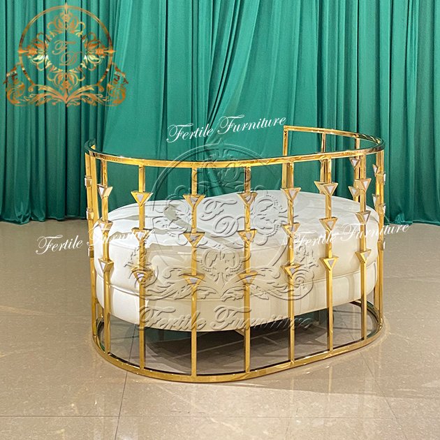 Single Seat Wedding Living Room Office Furniture White Pad Gold Stainless Steel Chair Couch Luxury Sofa For Party