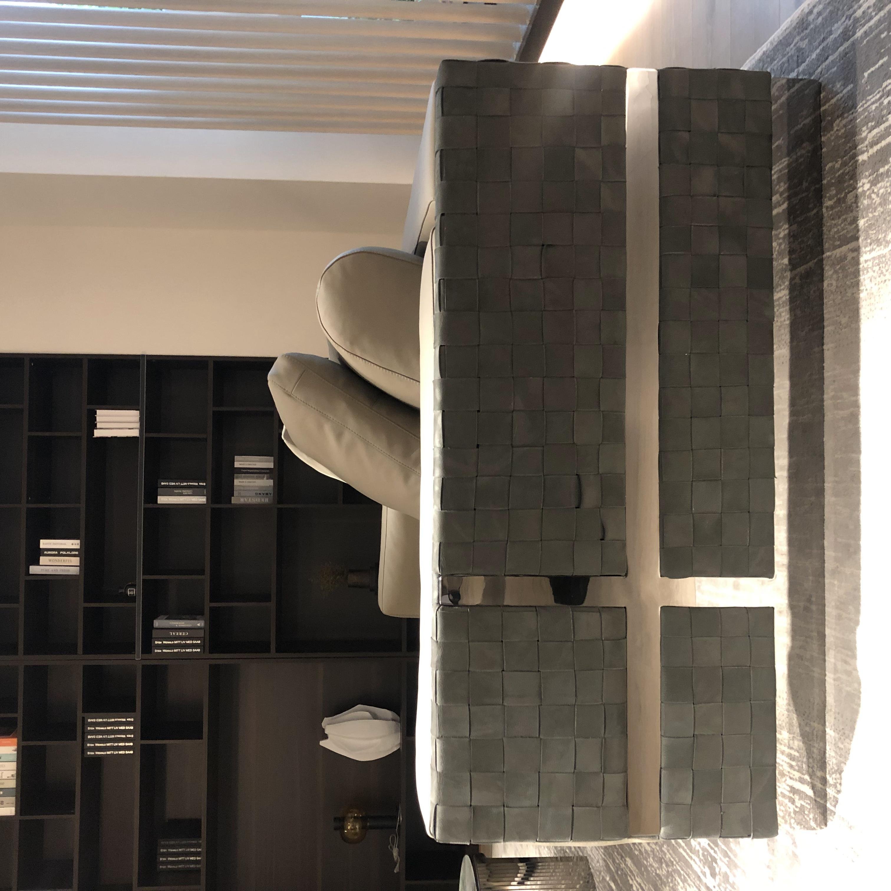 Factory Manufacturer Sale Modern Design Luxury Furniture Fabric & Leather Sets Couch Living Room Sofa