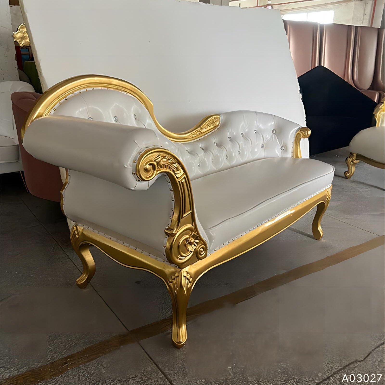 Modern Luxury Bridegroom Bride King Throne Wedding Hotel Party Event Wooden Sofa Chair