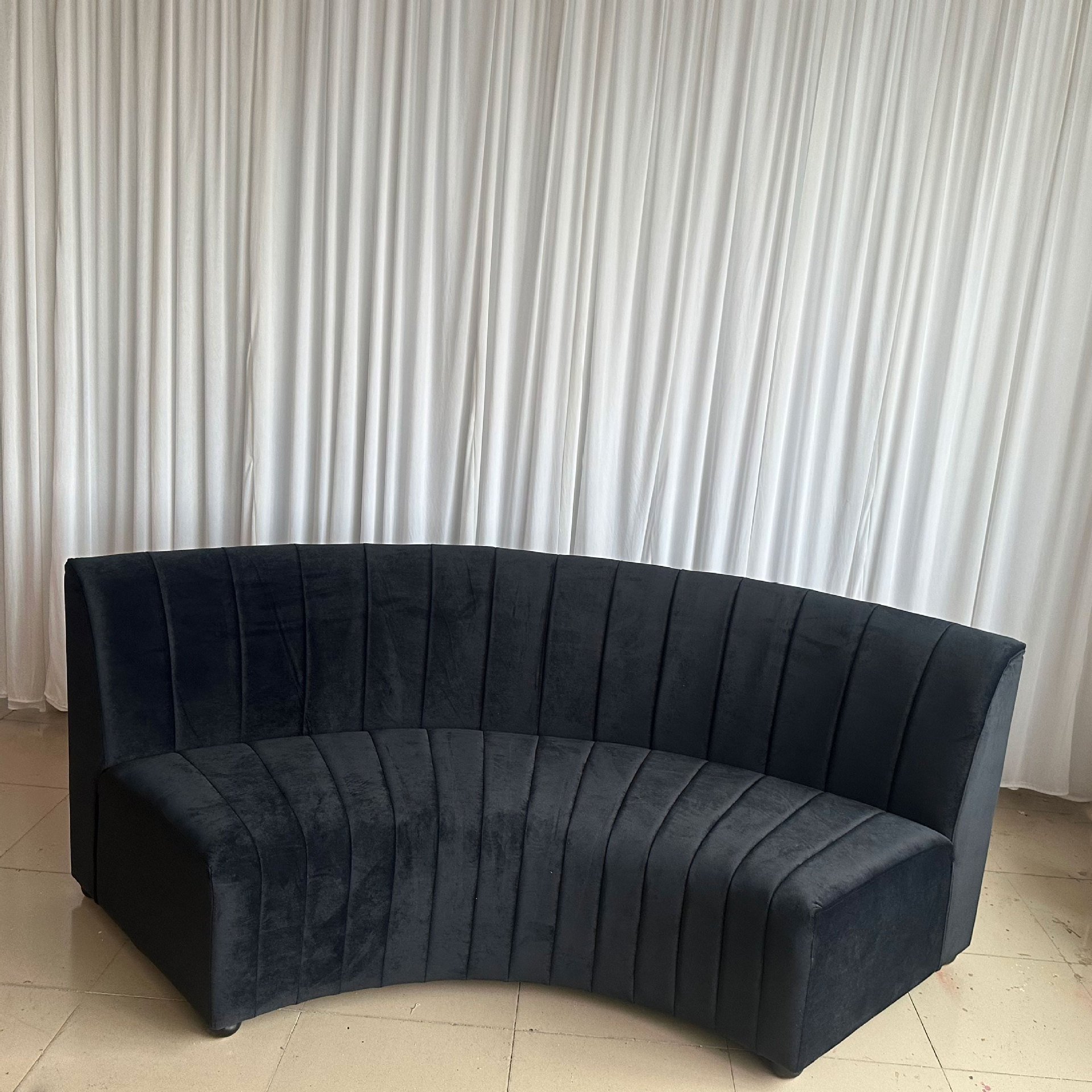 Light Luxury Metal gold Gase Velvet Living Room Furniture Sofa 3 Seater Tufted Sofa