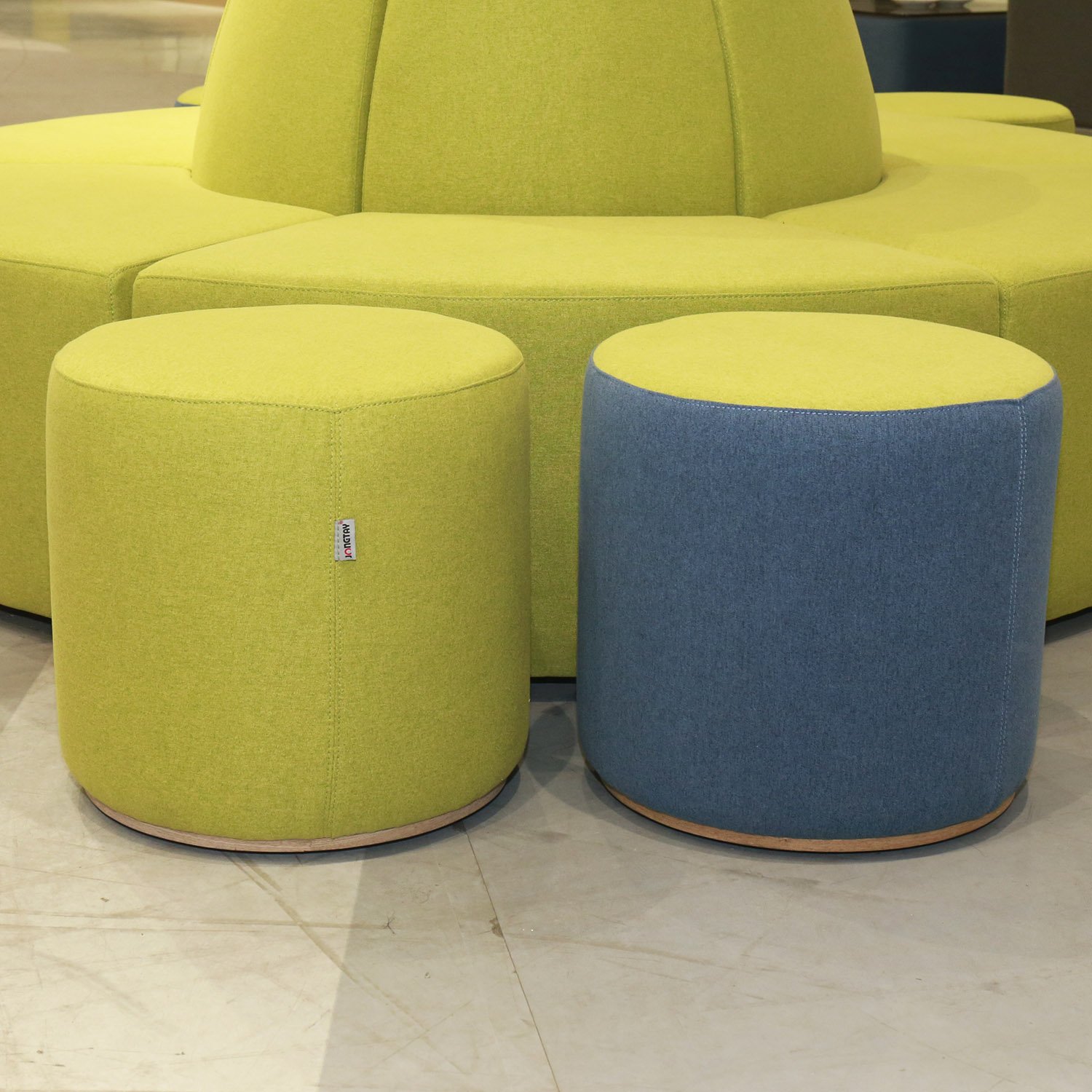 Best Selling Price 60 Degree Rounded Combination Modern Colorful Office Sofa set