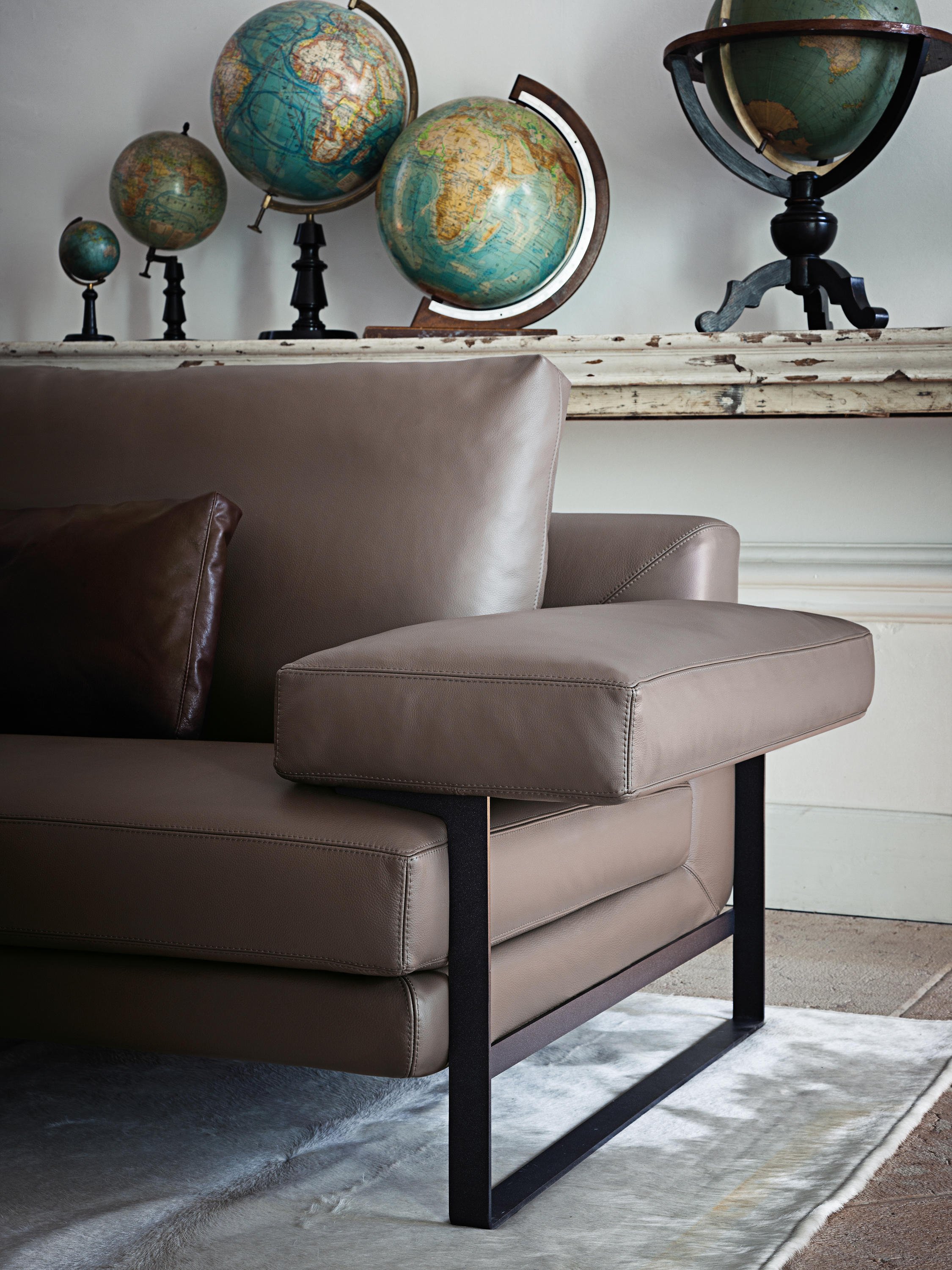 Leisure Lounge Genuine Leather Fabric Office Sectional Hotel Furniture Hotel Reception Sofa
