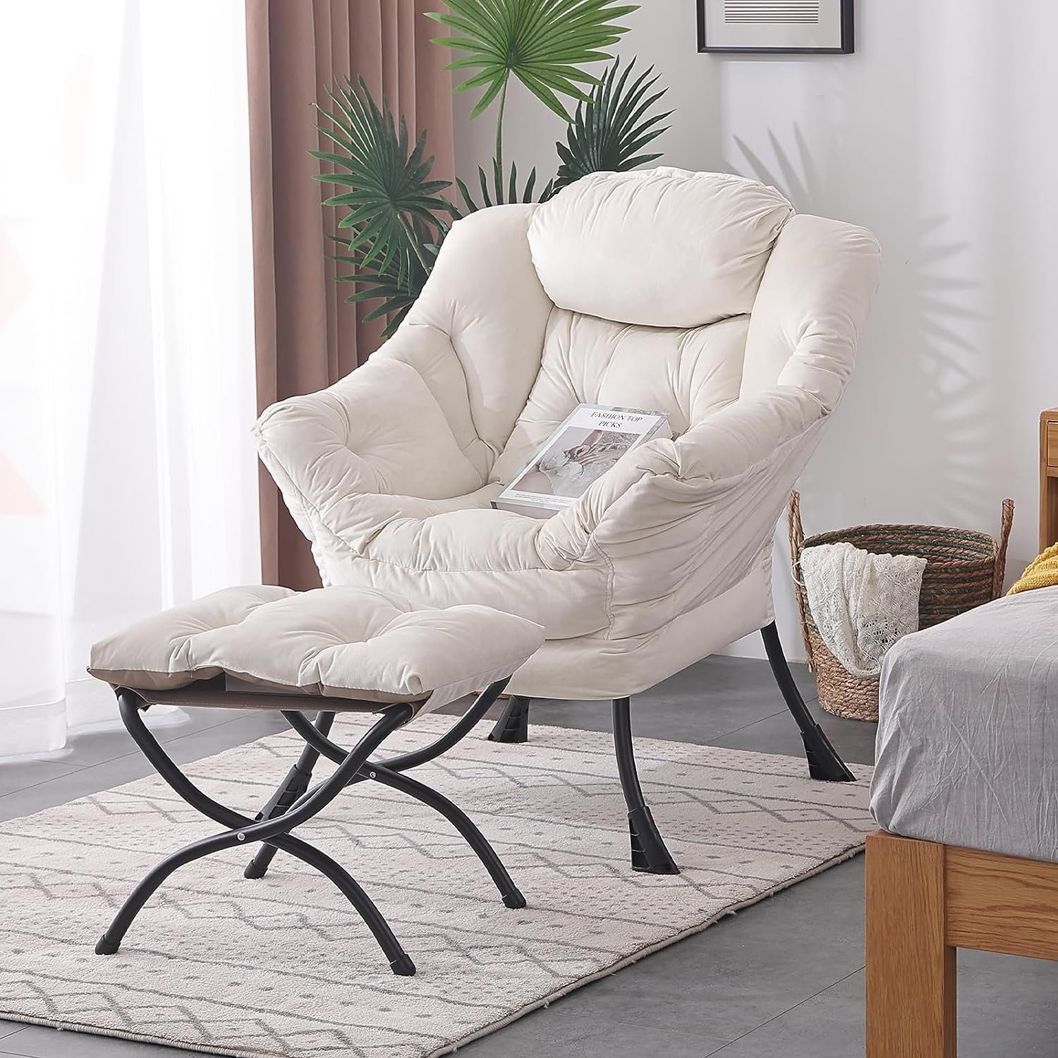 Factory supplier Metal Contemporary Outdoor Garden computer lazy chair 2023 white college dormitory portable folding sofa chair