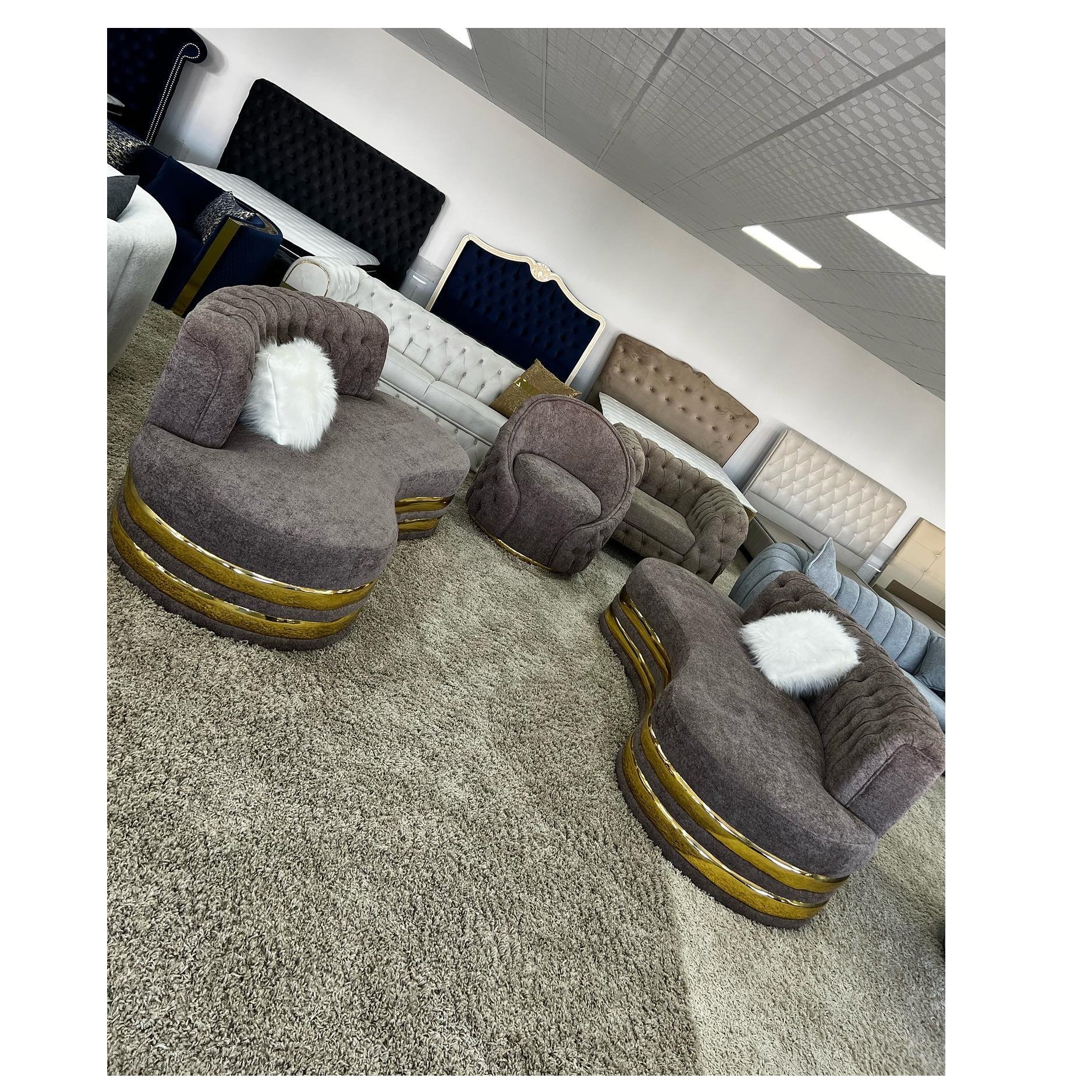 Unique Design Nordic Couches Living Room Sectional wholesale restaurant corner reception modular modern Curved Round Sofa Corne