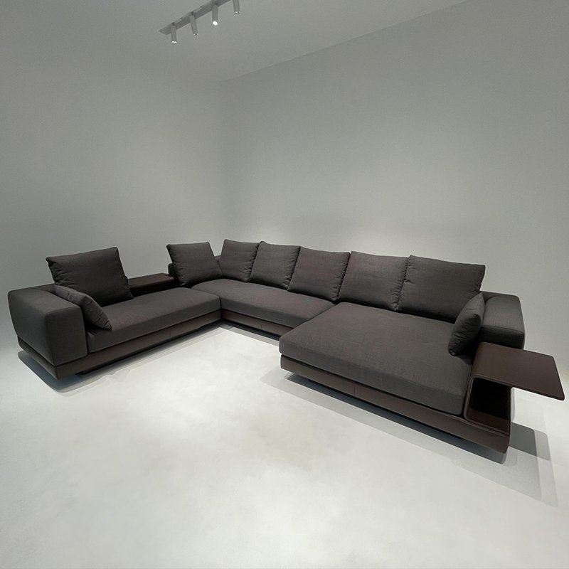 Modern combined style corner squares, multiple people's shoes, guest room simple furniture, suitable for multiple styles of home