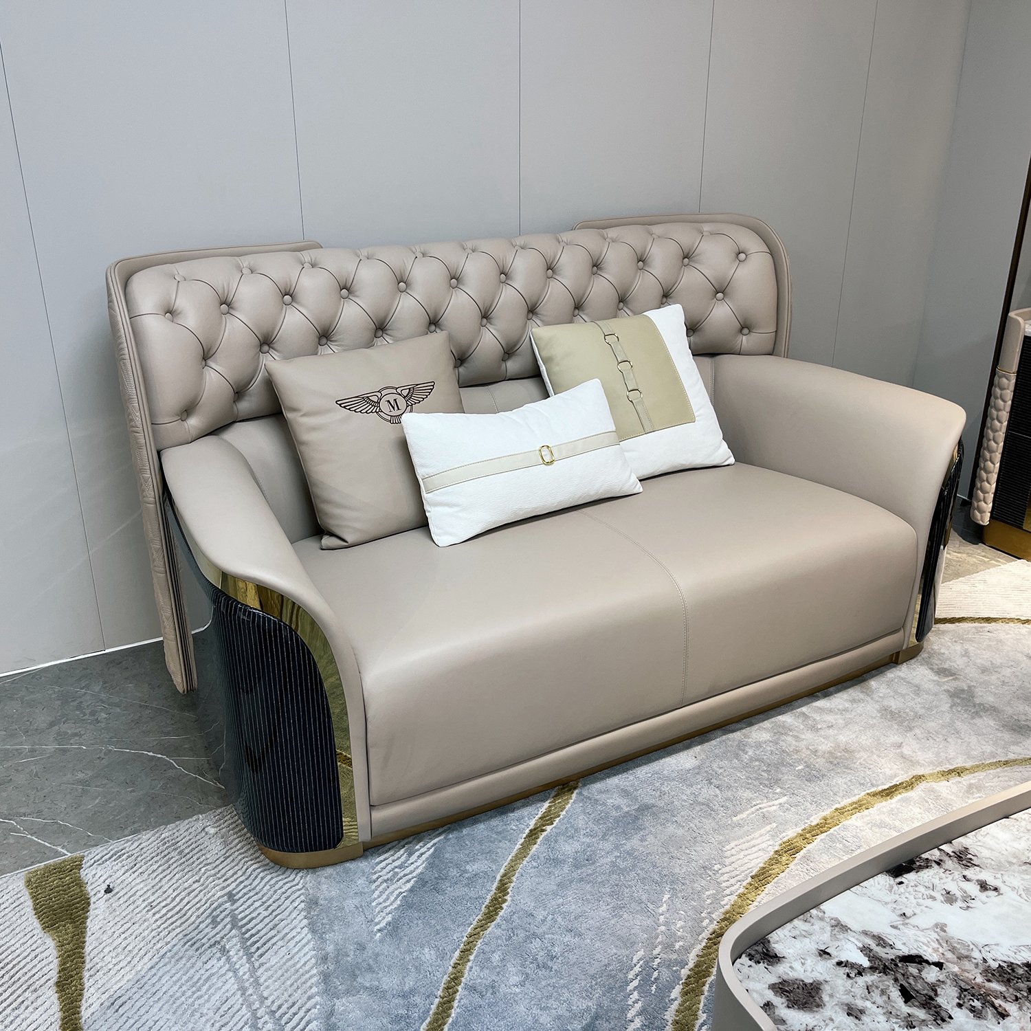 Hot sale couch living room sofas modern luxury genuine leather sectional chesterfield sofa