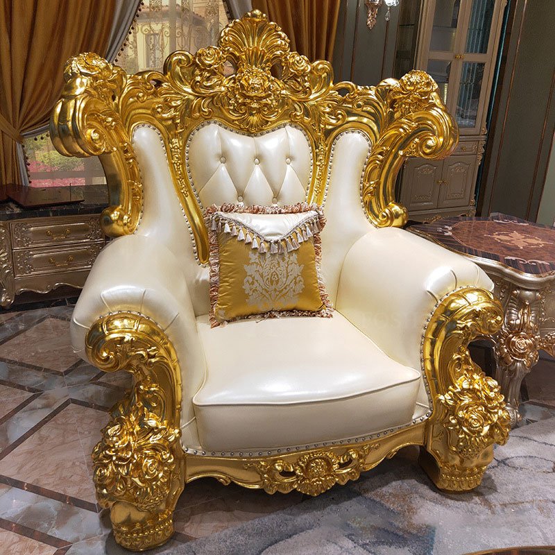 Royal Italian style luxurious couch sofa set Luxury classic wooden European sofa with pillow