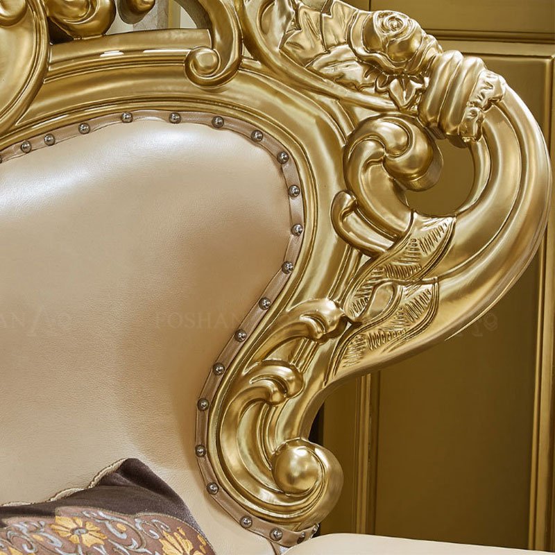 Royal Italian style luxurious couch sofa set Luxury classic wooden European sofa with pillow