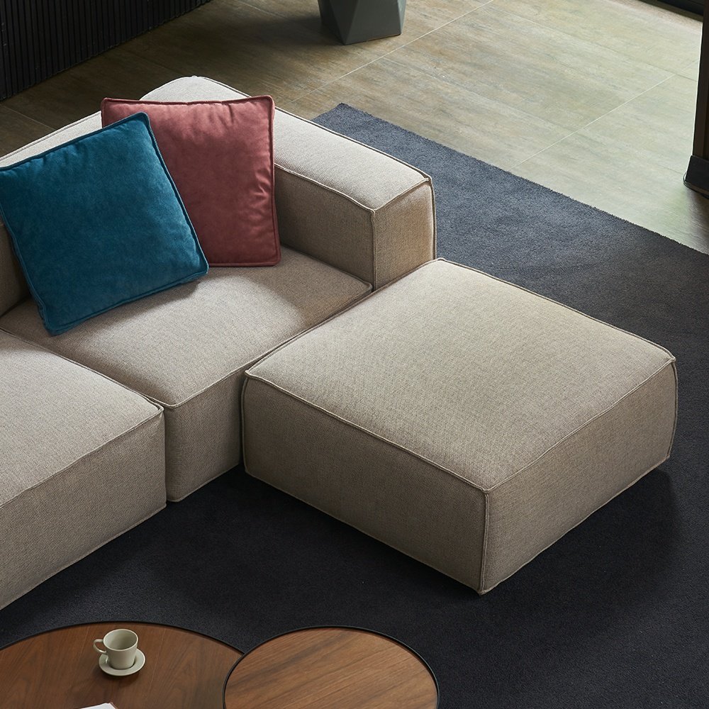 Fabric Sectional Sofa Set Living Room Furniture with Ottoman Low Price Modular Modern Home Furniture European Style Tufted 2.6
