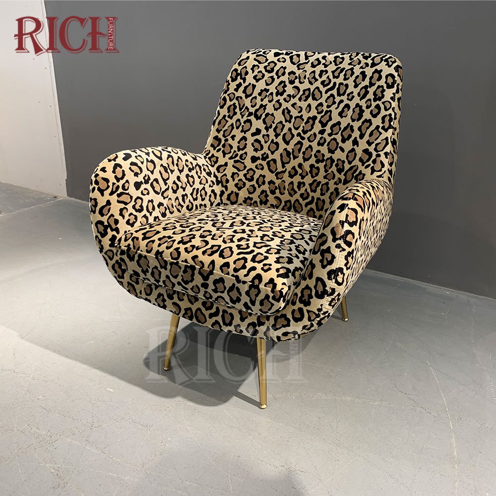 Home Furniture Metal Legs Fabric Sofa Chair One Seater Couch Velvet Living Room Nordic Settee Sofa