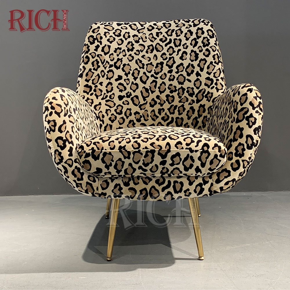 Home Furniture Metal Legs Fabric Sofa Chair One Seater Couch Velvet Living Room Nordic Settee Sofa