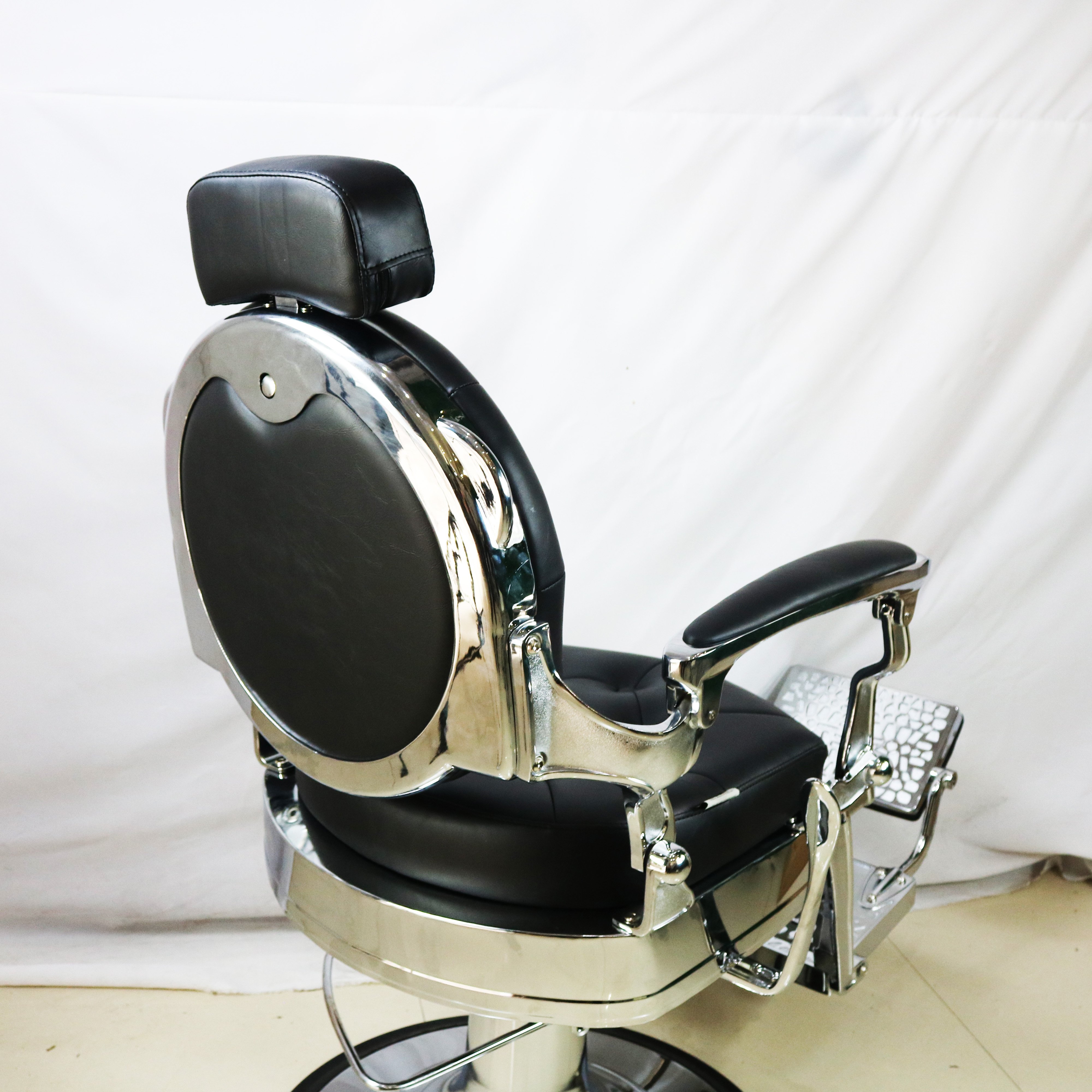 Heavy Duty Hydraulic Barber Chair for Modern Styling in Salon