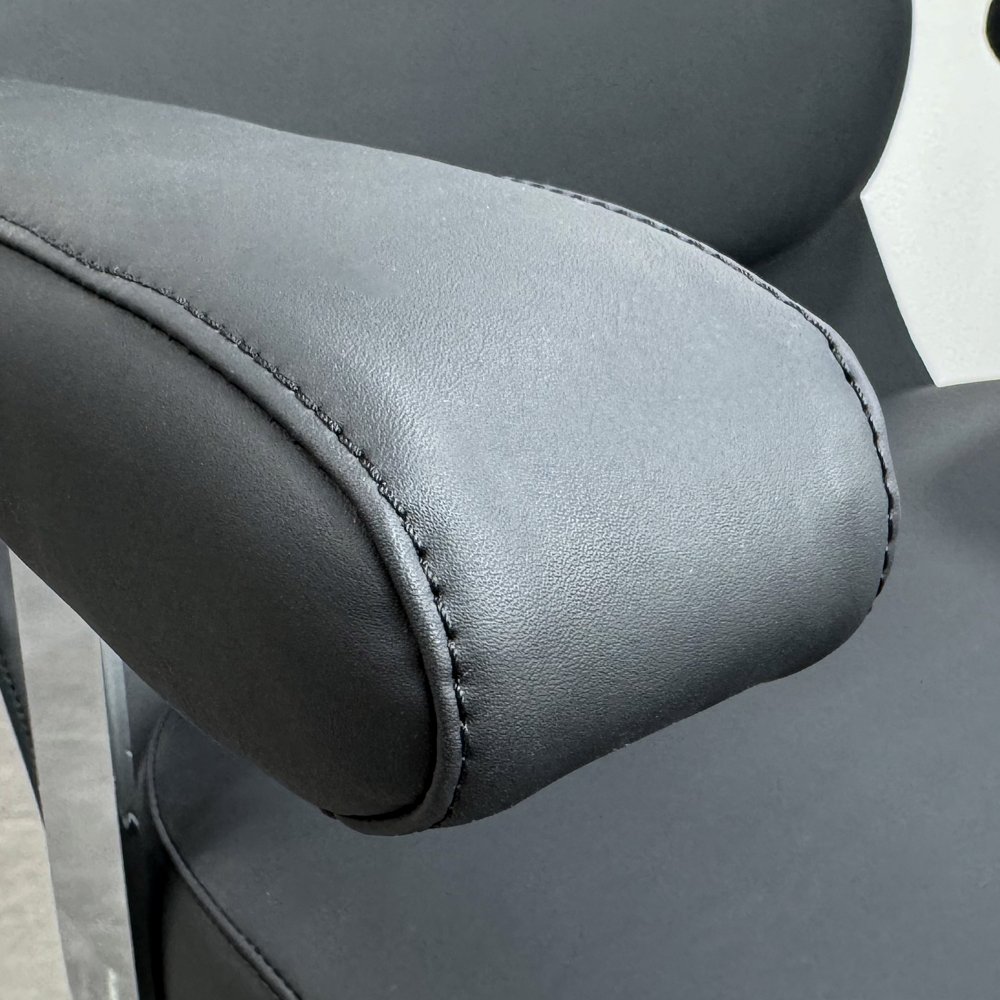 Hair salon equipment barber chairs black synthetic leather 360 degree rotation for hair cutting salon
