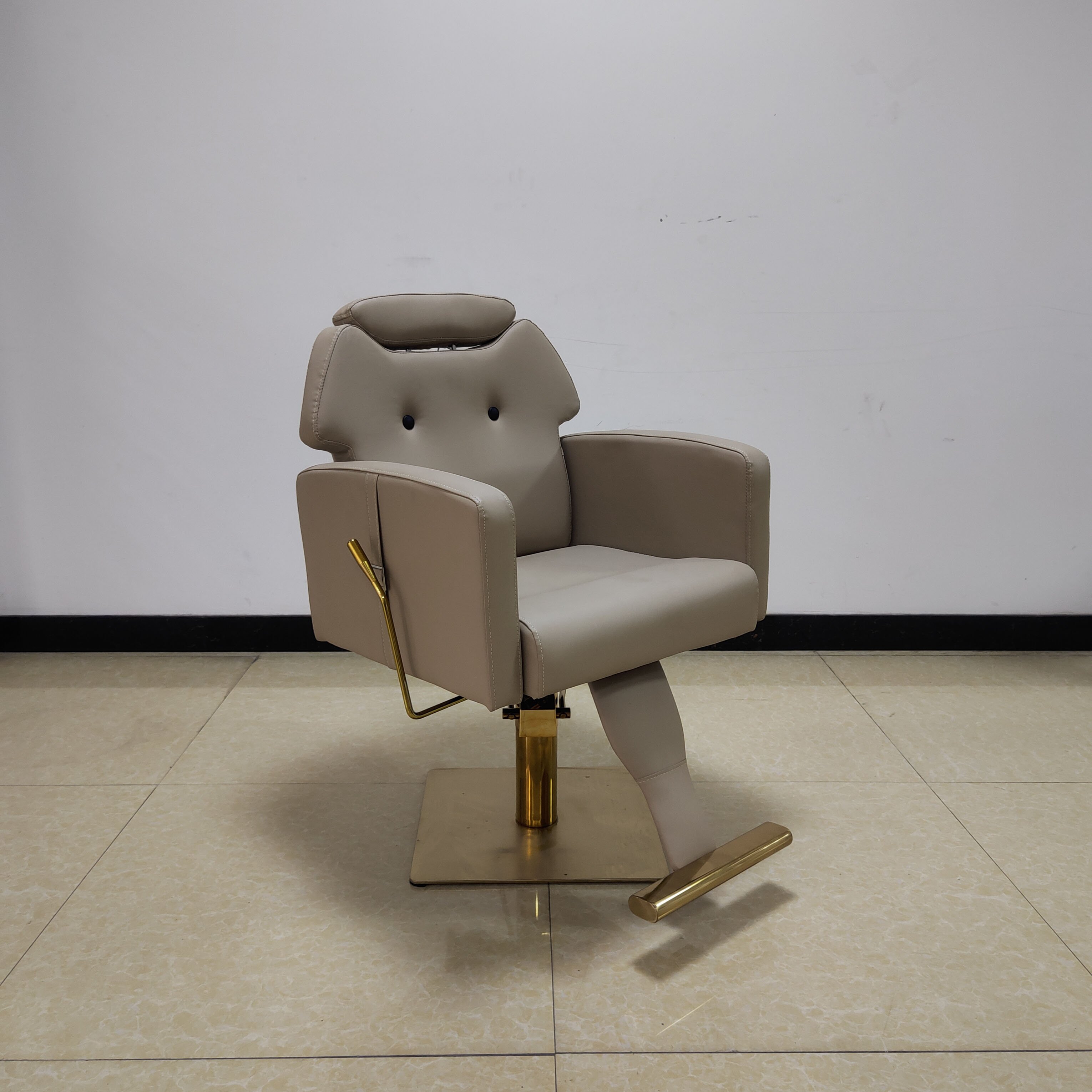 High Quality Luxury Hairdressing Salon Package Furniture Beauty Barbershop Cheap Saloon Chair barber Chair