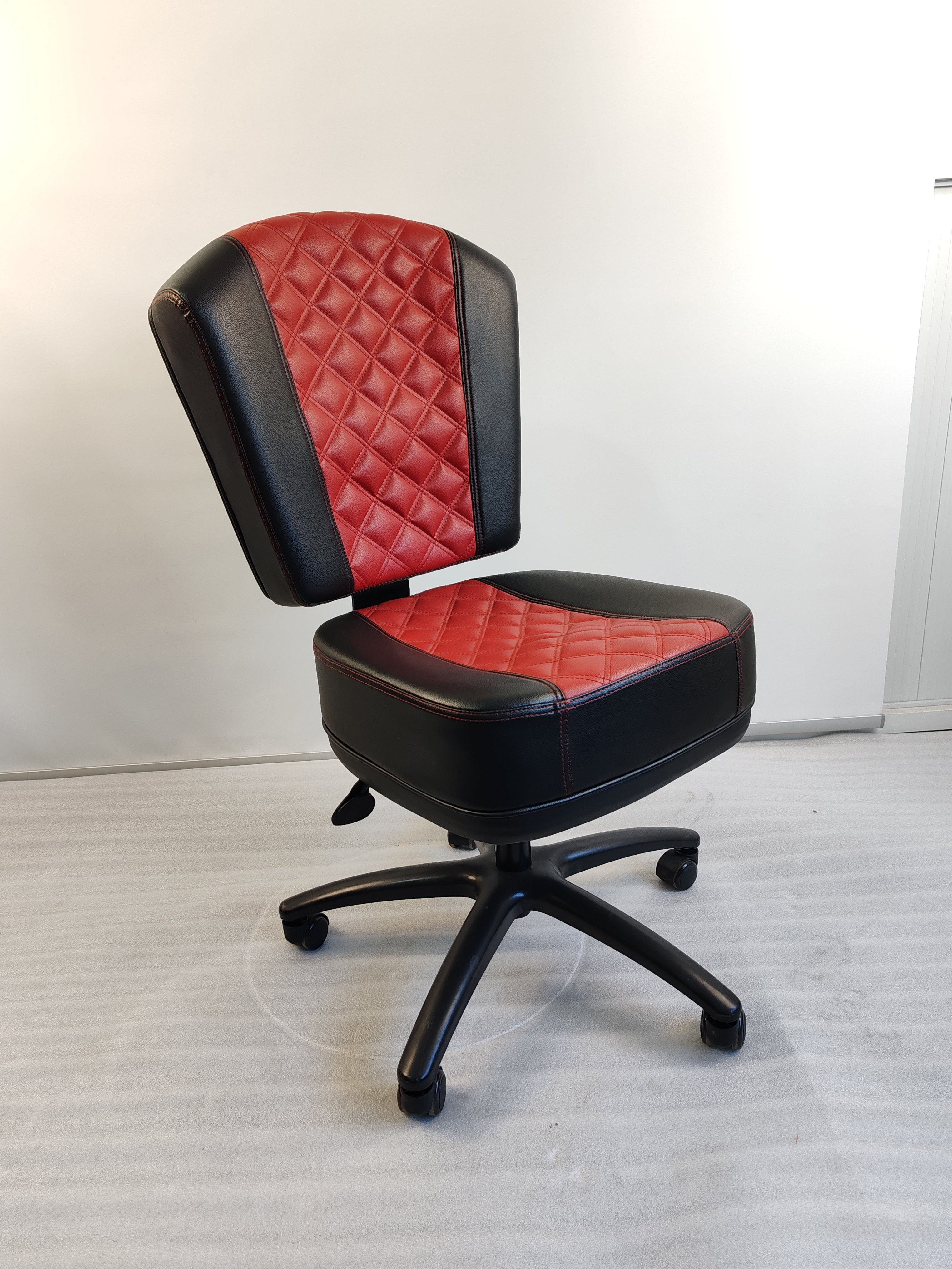 Best Seller High Quality Casino Poker Chairs Leisure Modern Leather Bar Stool Chairs