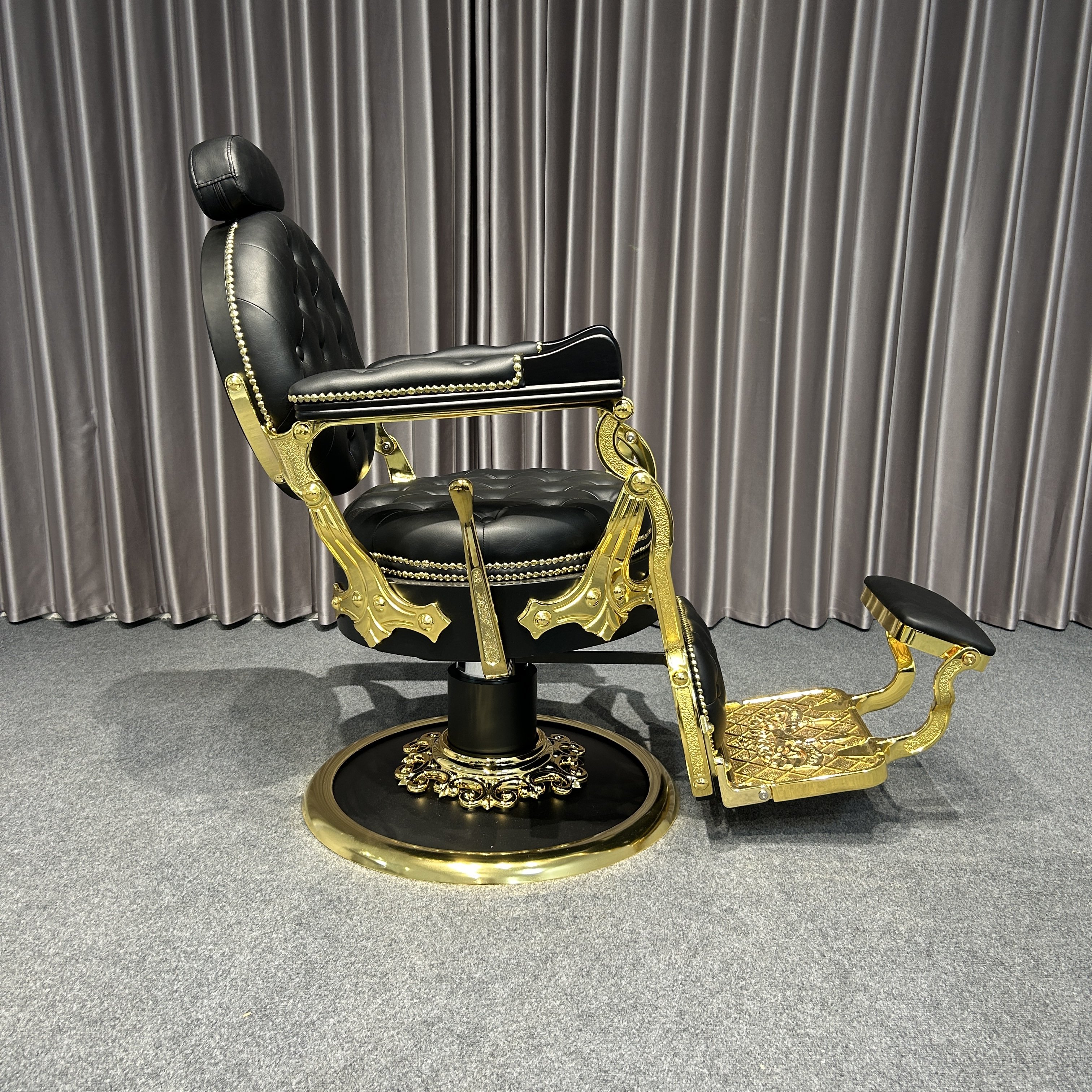 King Retro Classic Hydraulic Salon Chair Luxury Metal Hairdressing Armrest with Styling Fashionable Furniture Designed Salon Use