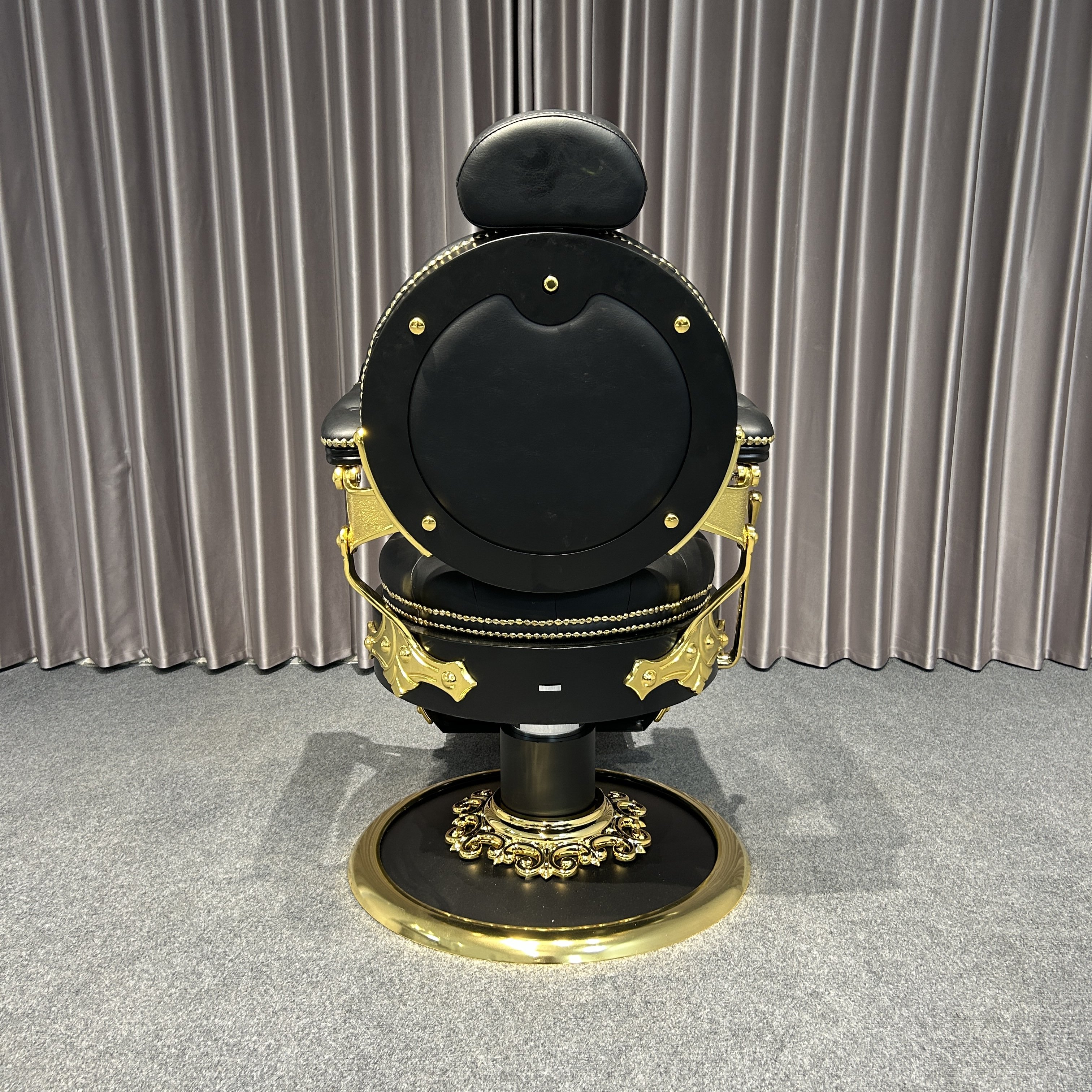 King Retro Classic Hydraulic Salon Chair Luxury Metal Hairdressing Armrest with Styling Fashionable Furniture Designed Salon Use