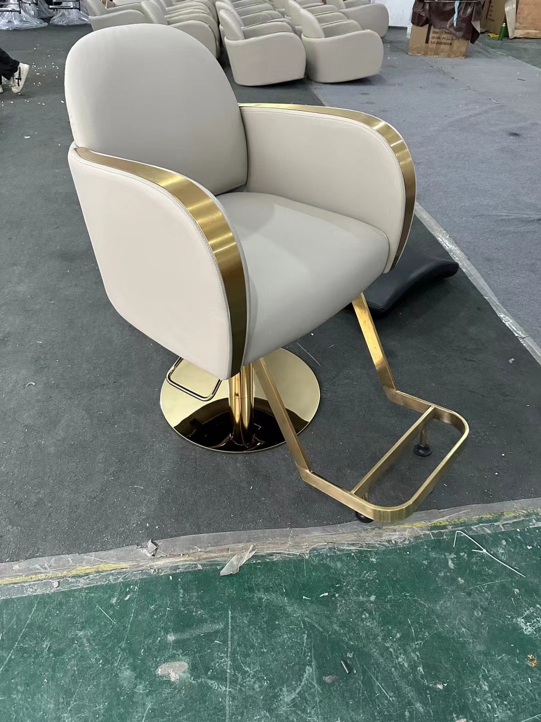 Modern barber shop barber chair hair salon special hairdressing chair stool lift can be put down the hair cutting chair