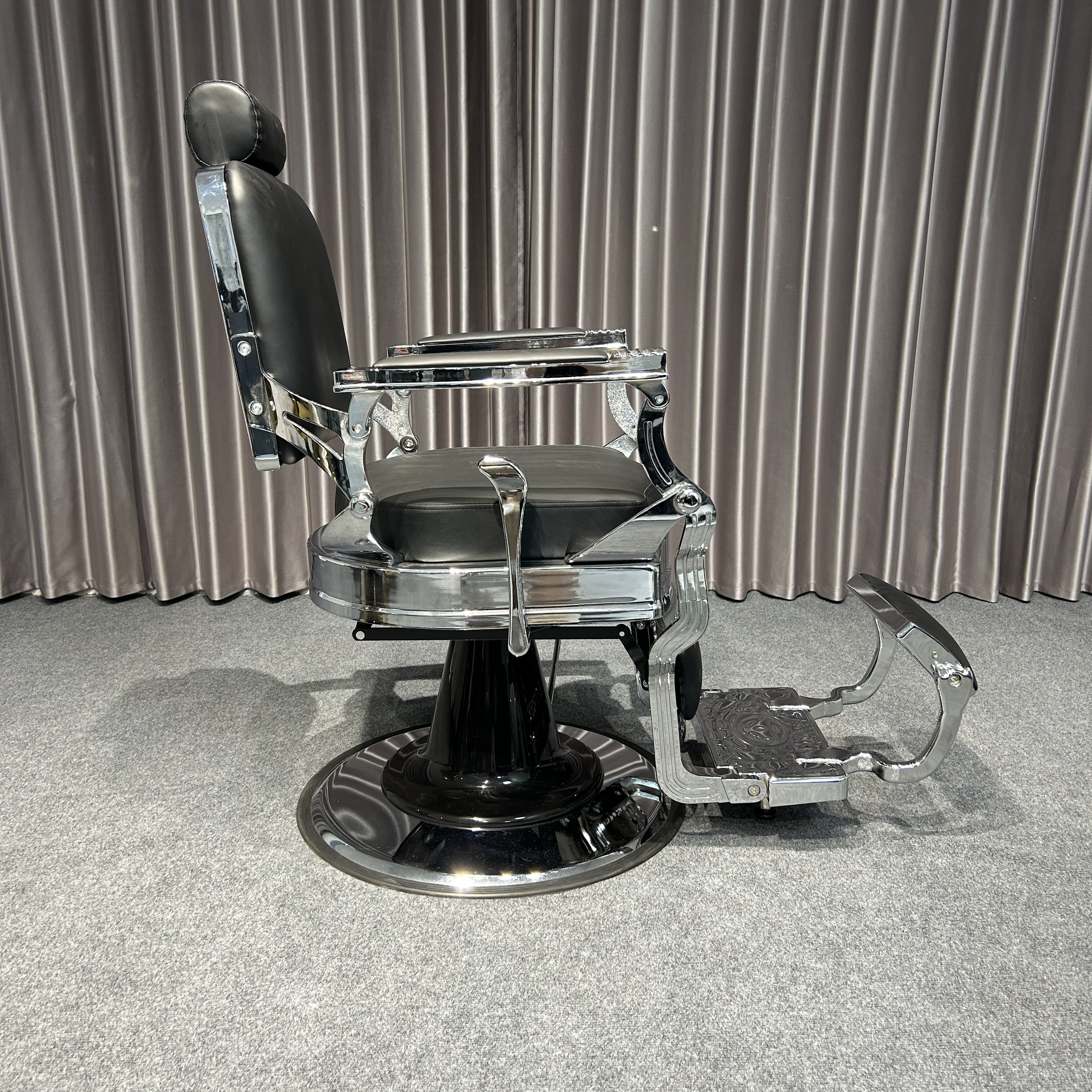 Silver-black Salon Furniture Equipment Barber Hairdresser Chair Baber Chair Hydraulic Recline Chair Cheap Hair Salon Metal Black
