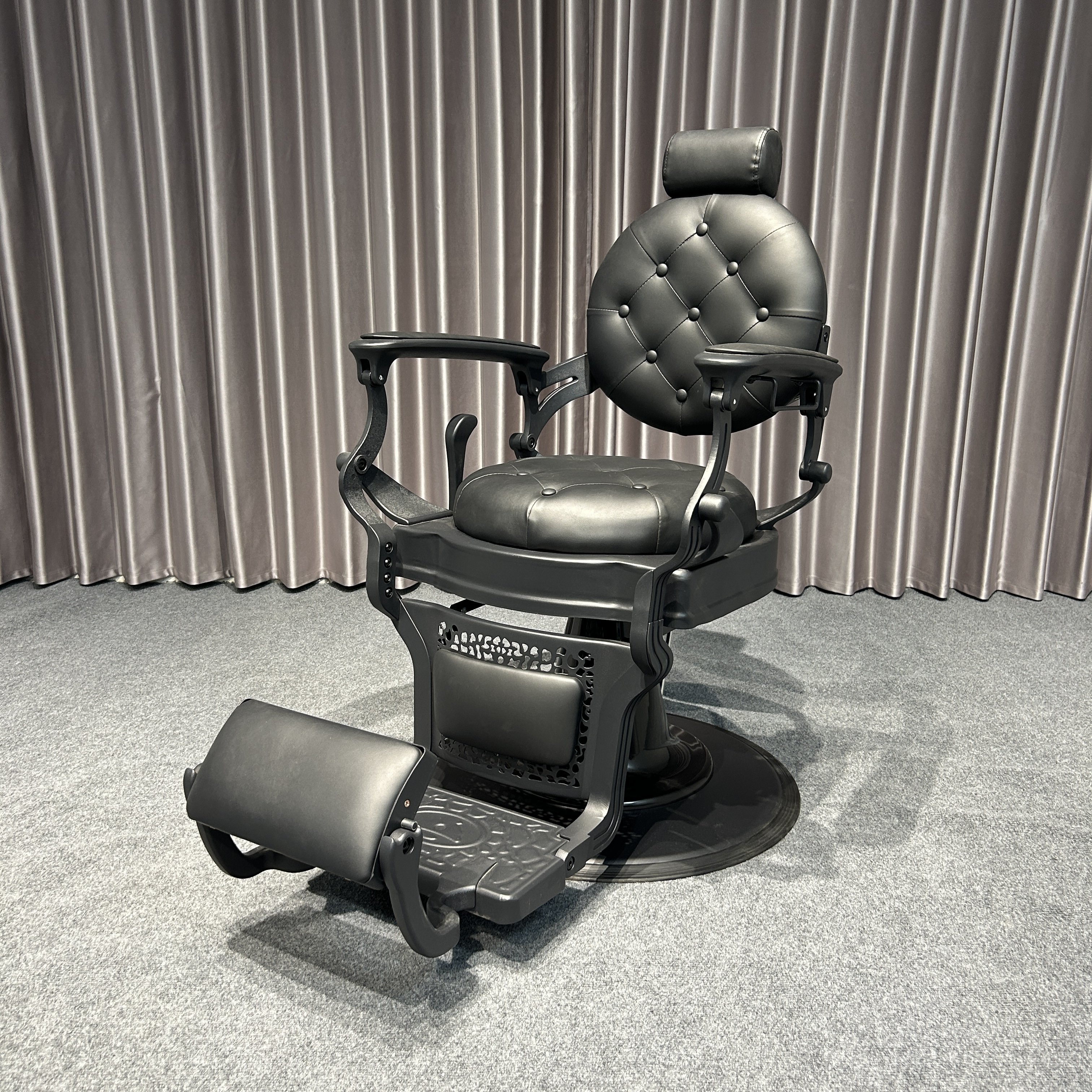 Antique Heavy Duty Beauty Salon Hydraulic Styling Barber Hair Cut Chair High-quality More Design Furniture Vintage Black Metal