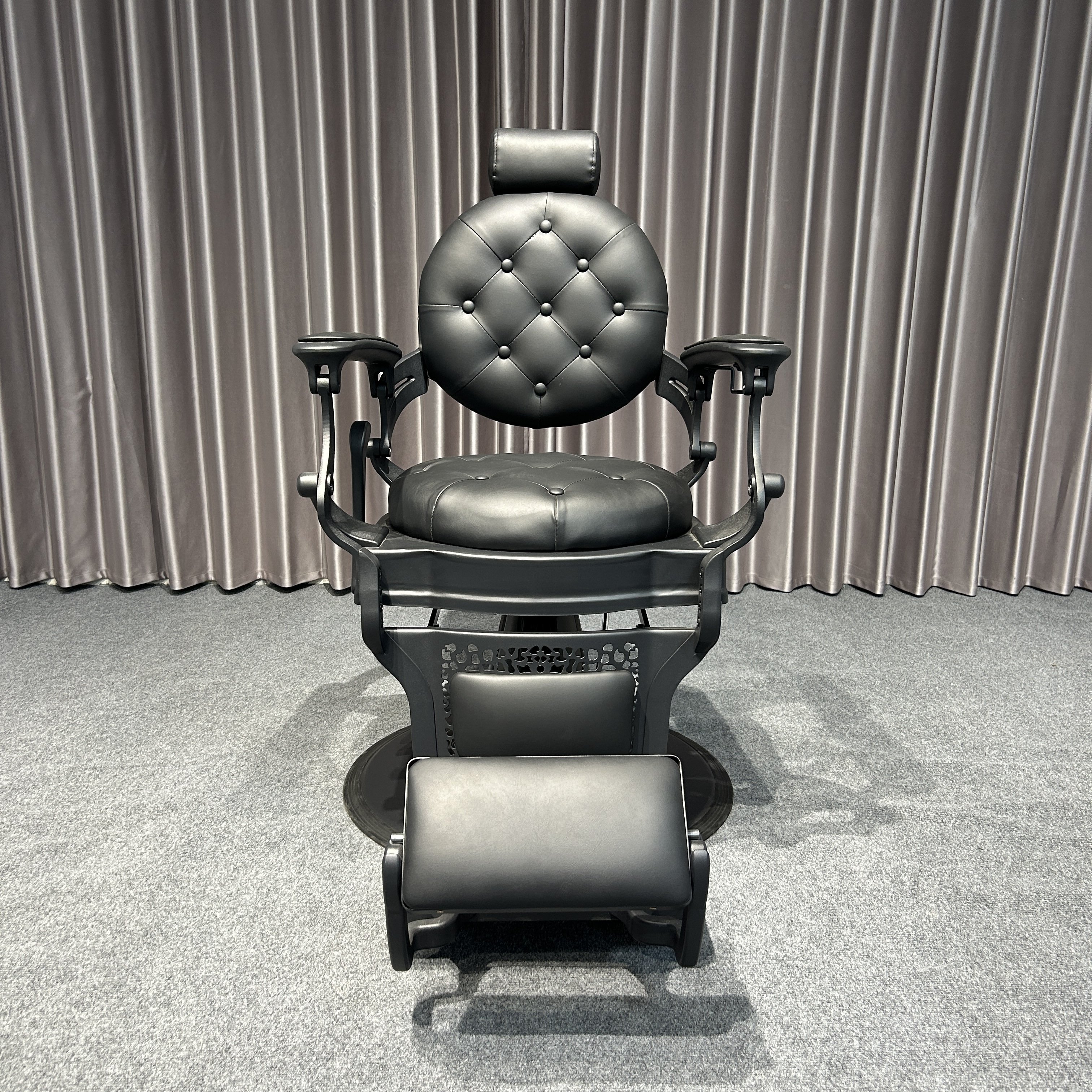 Antique Heavy Duty Beauty Salon Hydraulic Styling Barber Hair Cut Chair High-quality More Design Furniture Vintage Black Metal