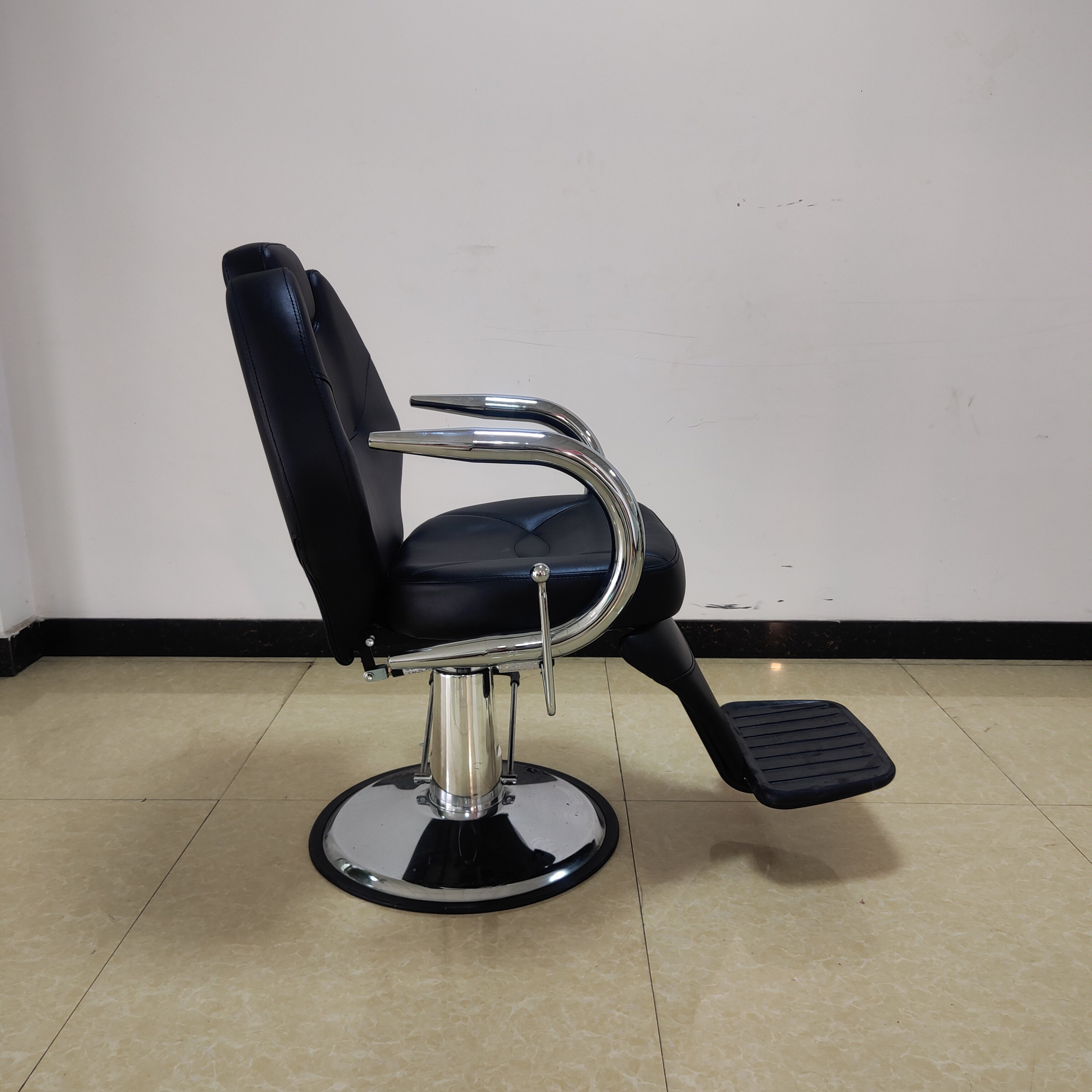 Hot selling barber shop simple restore ancient ways adjustable hair cutting salon chair