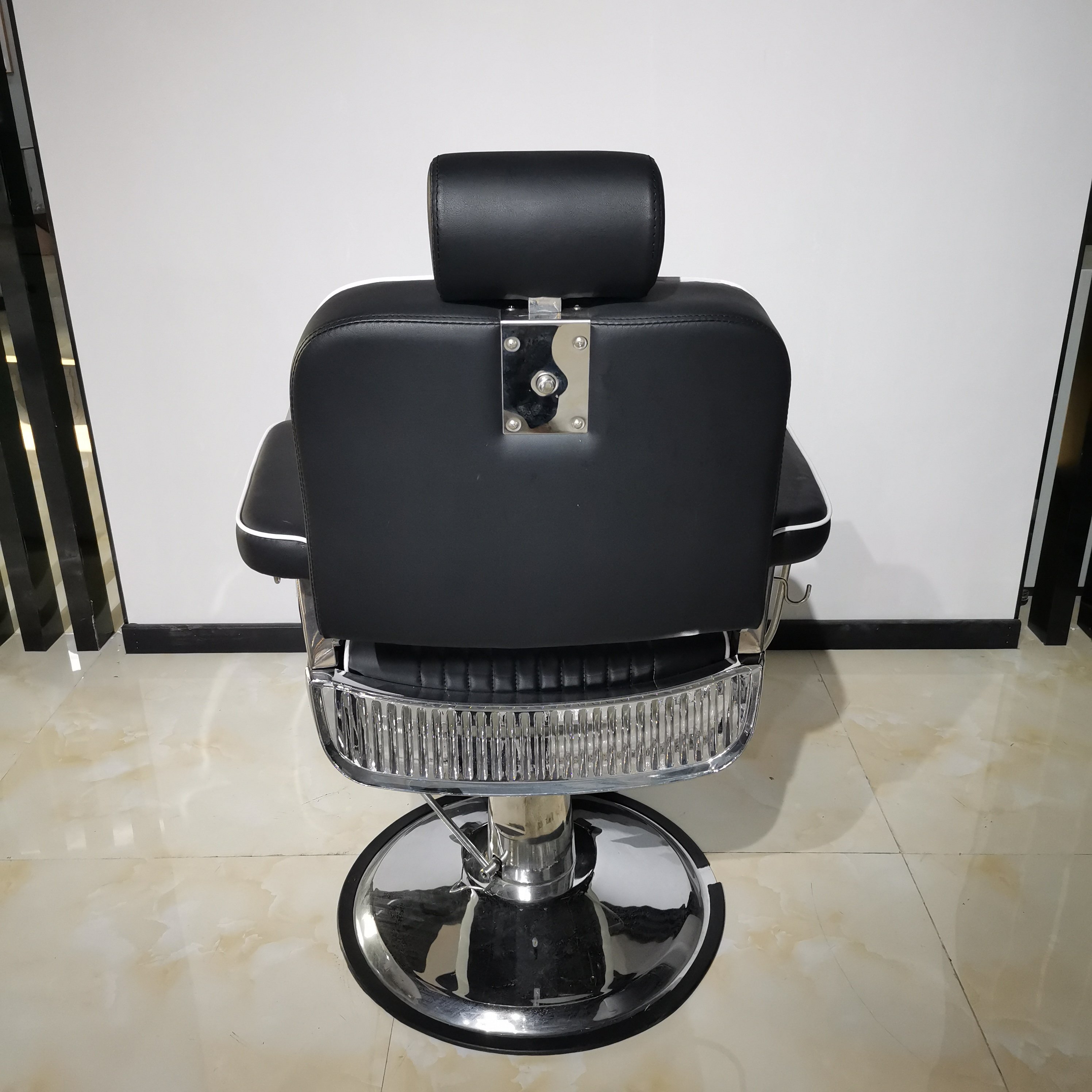 Red Special Old Style Vintage Hairdressing Equipment Antique Hydraulic Reclining Koken Barber Chair