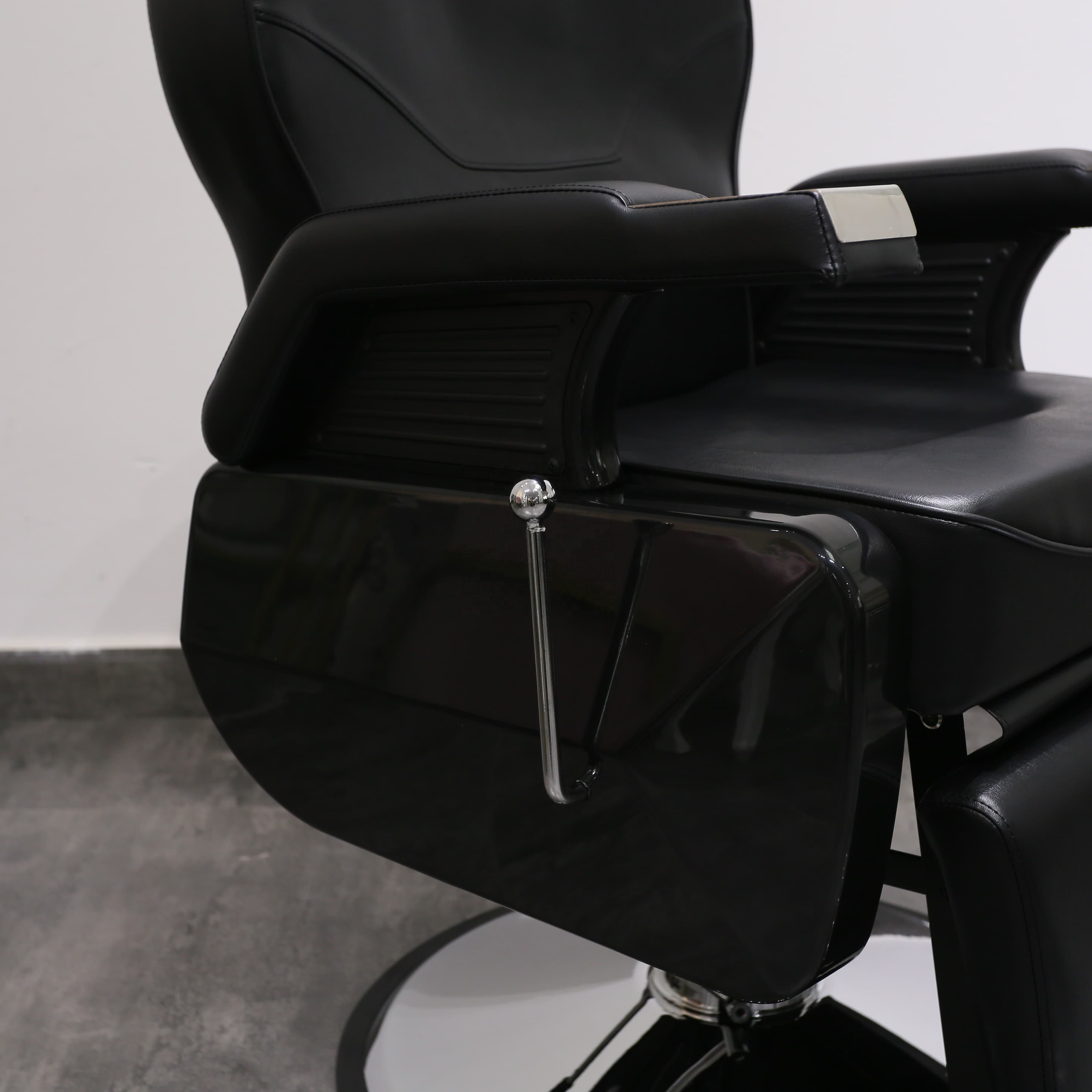 wholesale salon furniture heavy duty hydraulic styling beauty reclining barber salon chair in Guangzhou