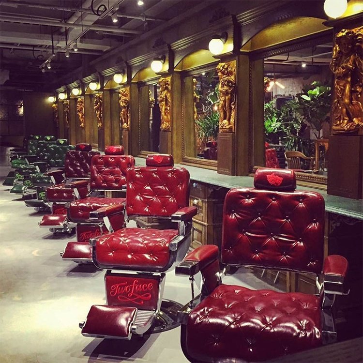 High quality modern hair salon equipment barbershop red shaving chair reclining antique barber chair for men
