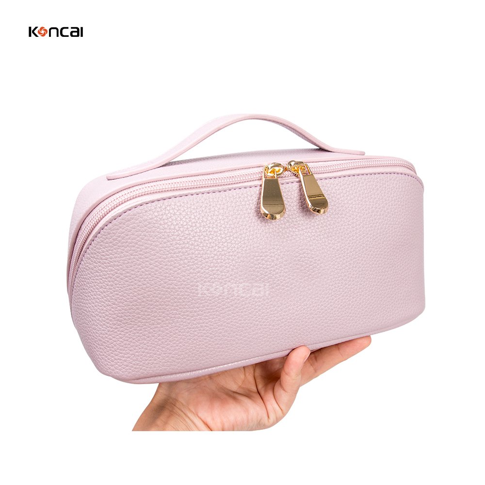 Custom Private Label Waterproof Pink Soft Pu Leather Portable Make Uposmetic Teddy Makeup Bag Pouch Travel Organizer Bags Case