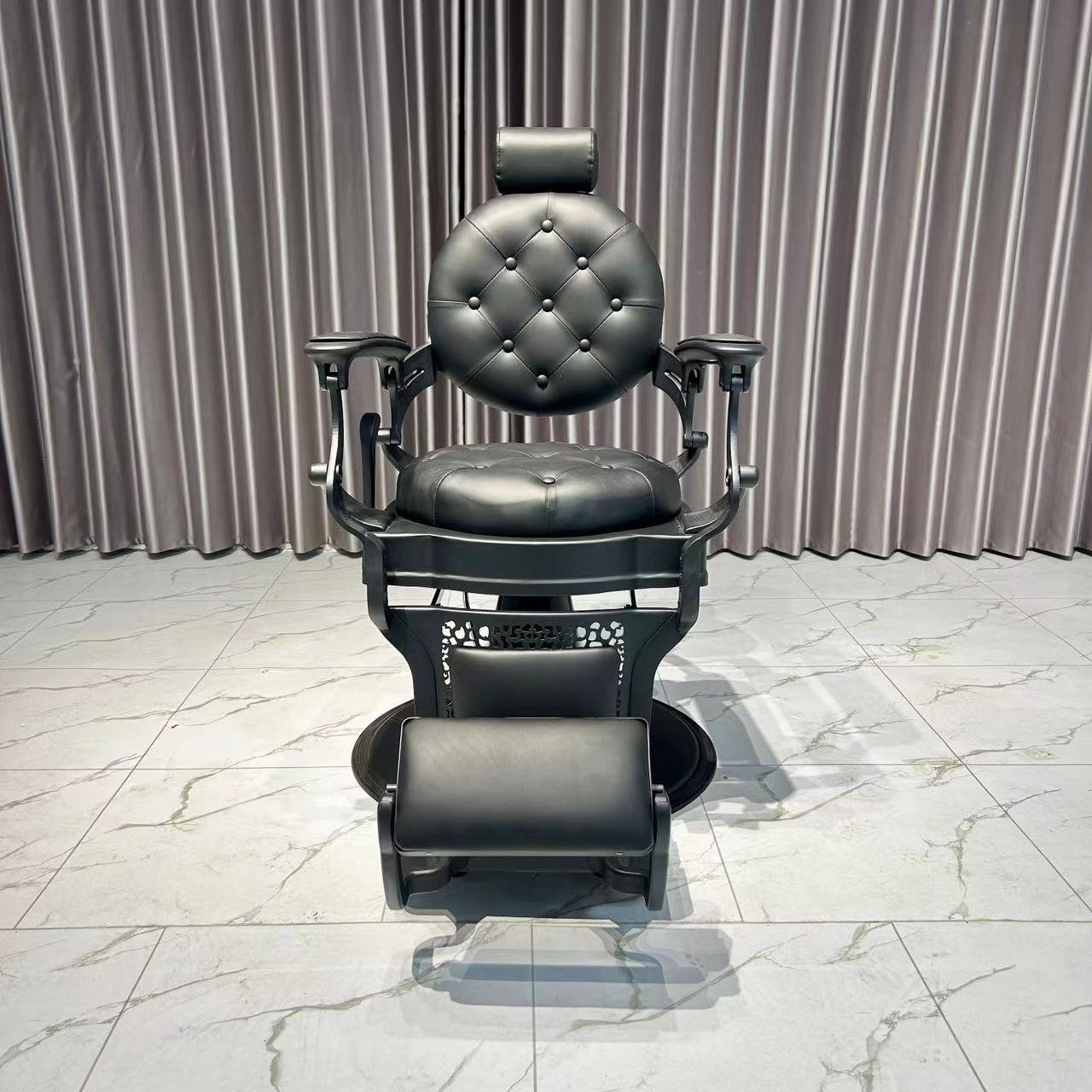 Professional All Black Barber Chair for Men's Hairdressing