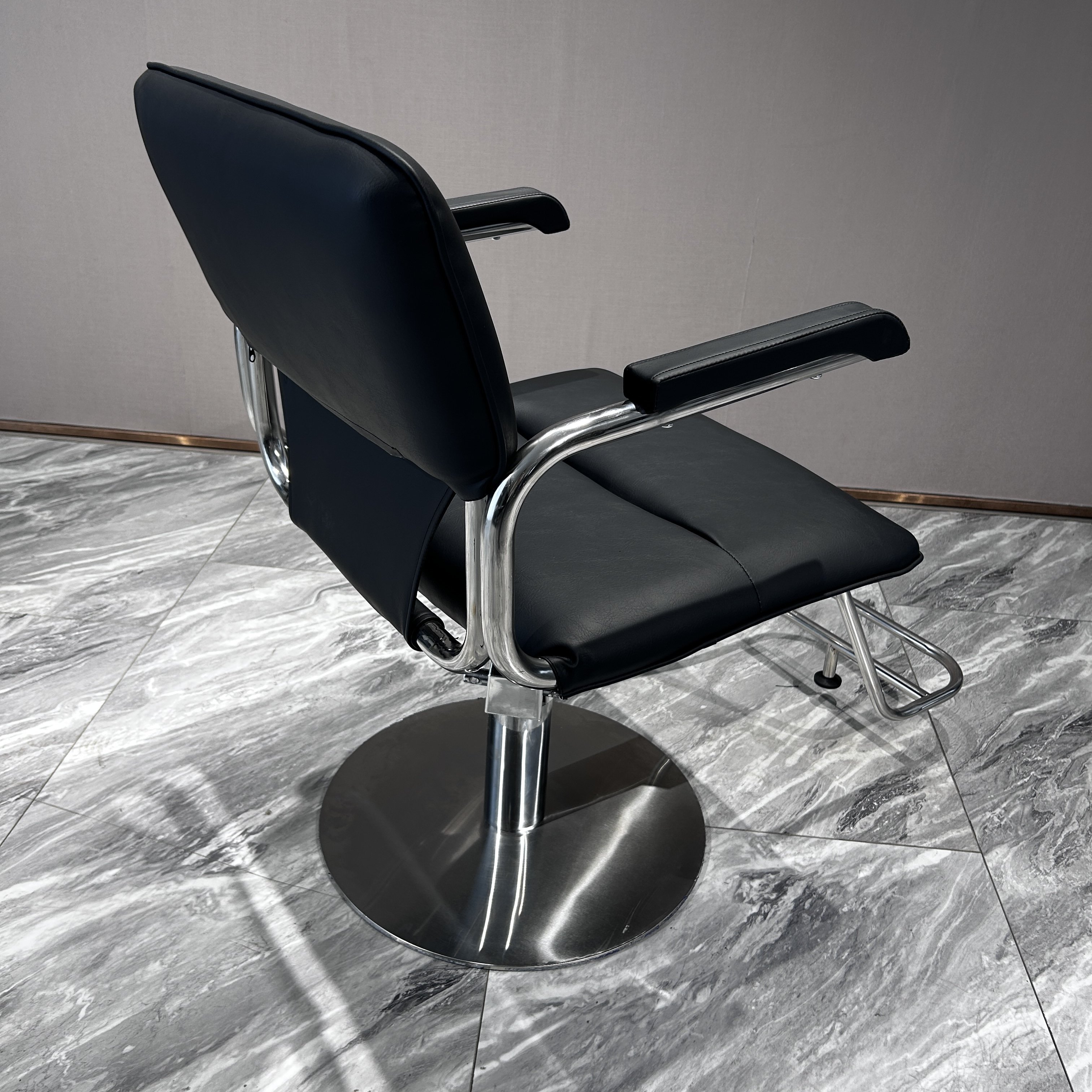 beauty Shop Equipment Antique Cutting Hair Chairs Retro Shaving Chairs Antique Professional Men Recling Barber Chair