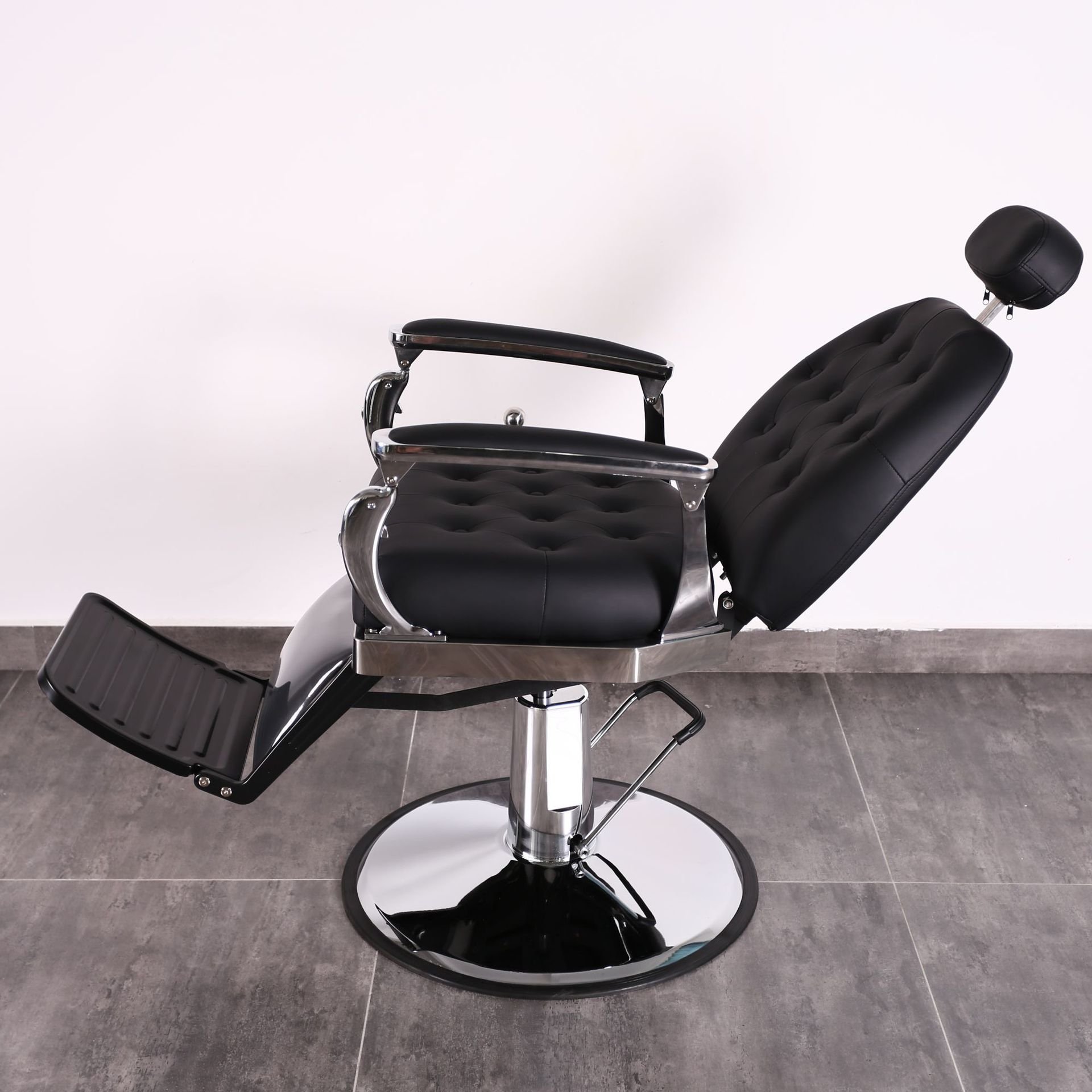 Barber Chair Heavy Duty Reclining Hair Styling Chair Professional Hydraulic Salon Chair for Barbershop
